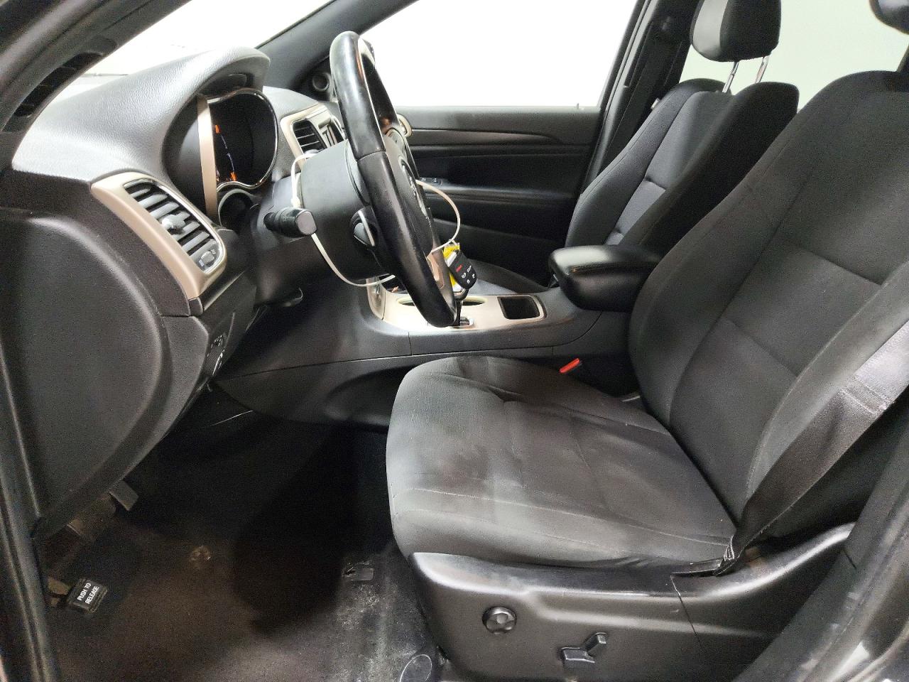 2014 Jeep Grand Cherokee Laredo Gray vin: 1C4RJFAG4EC448055