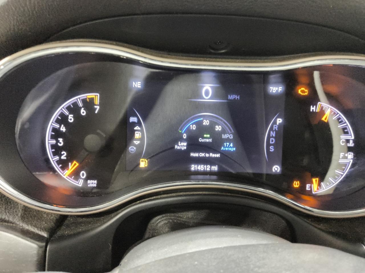 2014 Jeep Grand Cherokee Laredo Gray vin: 1C4RJFAG4EC448055 Damage: Warning Light - Engine, On, Unacceptable