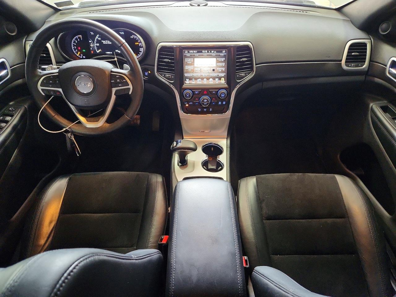 2015 Jeep Grand Cherokee Laredo White vin: 1C4RJFAG4FC102184