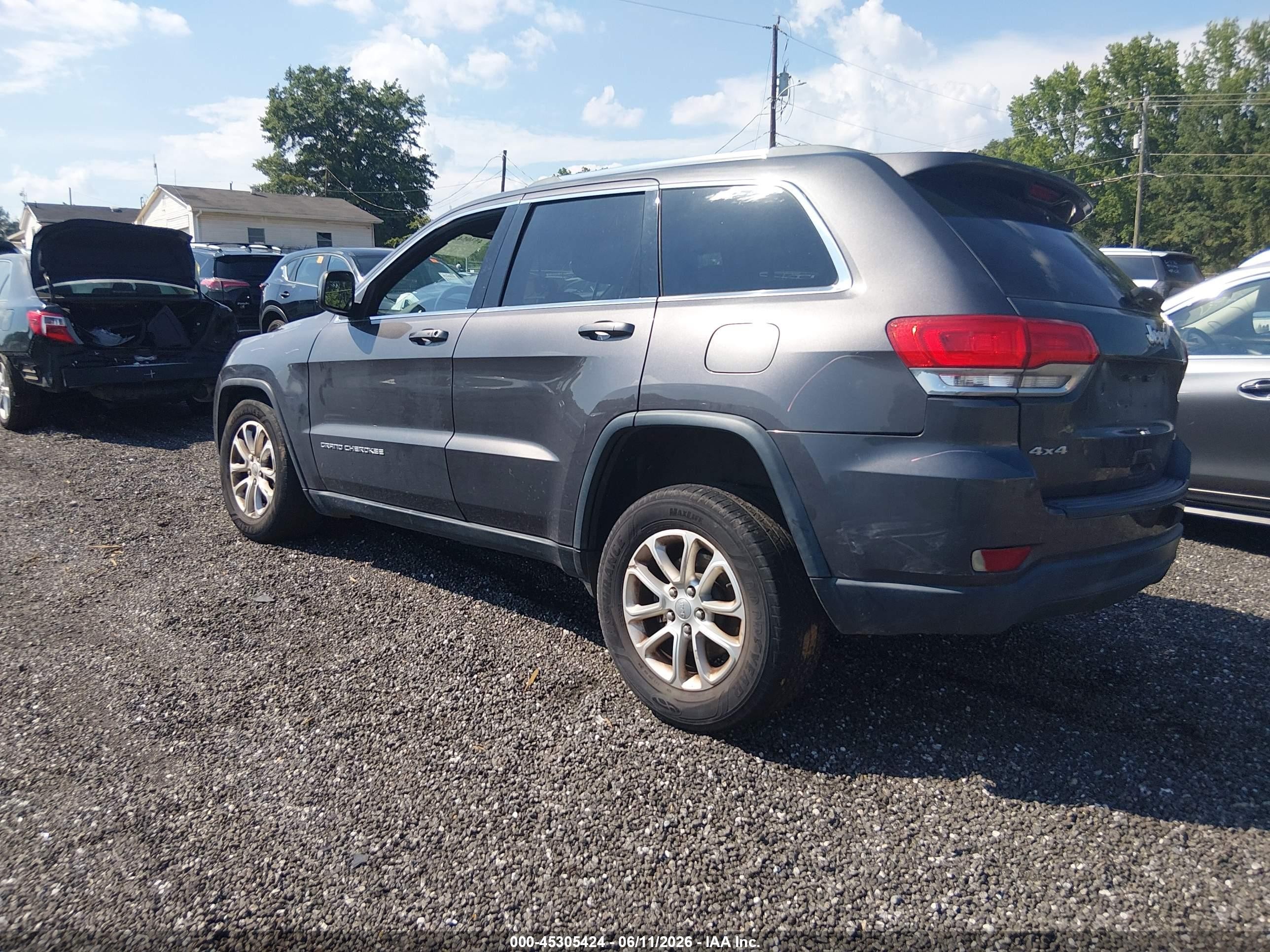 2015 Jeep Grand Cherokee Laredo Gray vin: 1C4RJFAG4FC106560