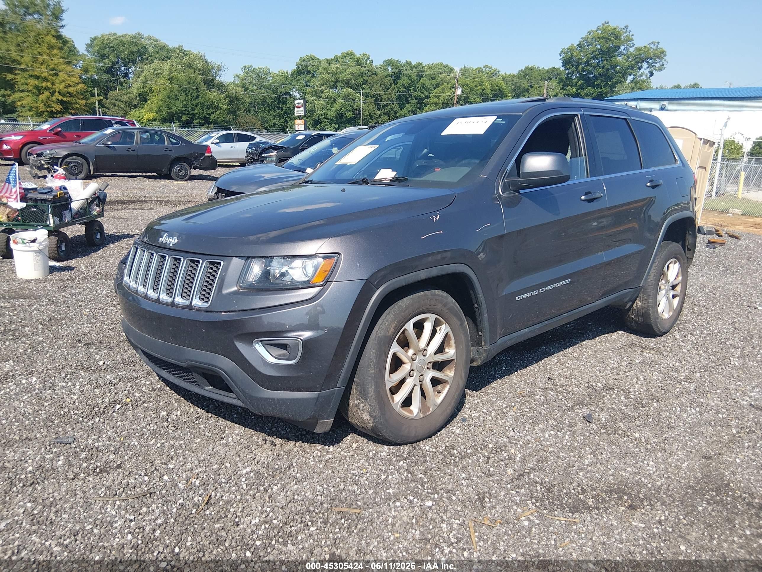 2015 Jeep Grand Cherokee Laredo Gray vin: 1C4RJFAG4FC106560