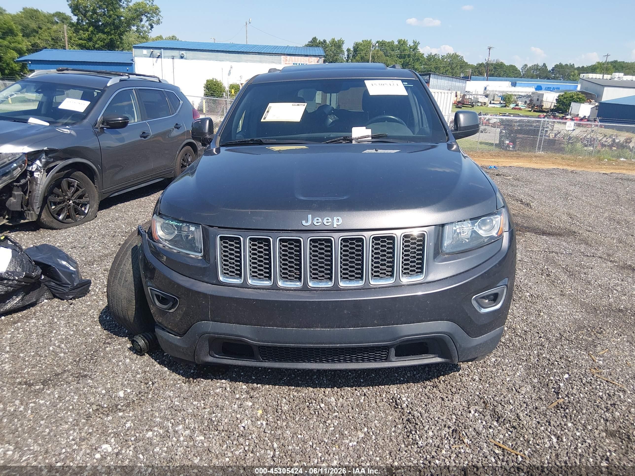 2015 Jeep Grand Cherokee Laredo Gray vin: 1C4RJFAG4FC106560