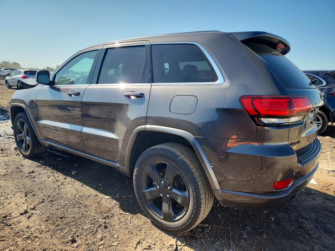 2015 Jeep Grand Cherokee Laredo Gray vin: 1C4RJFAG4FC116604