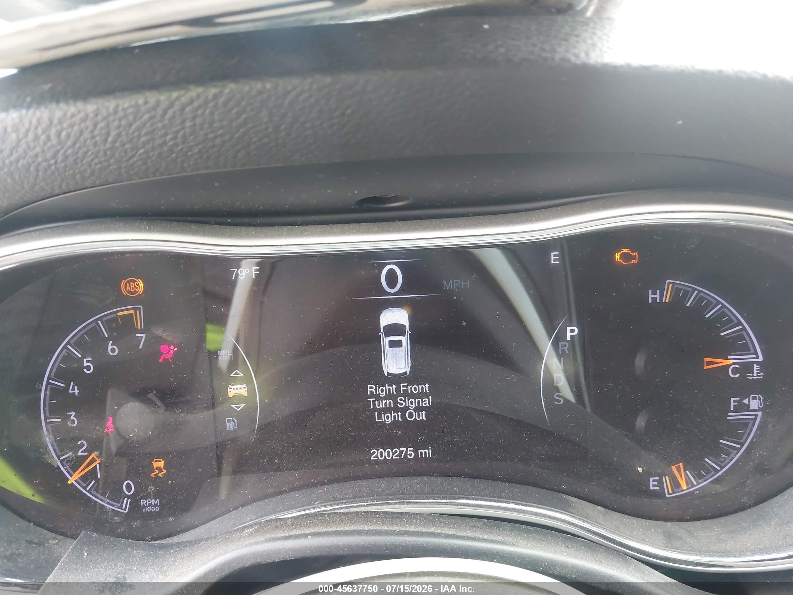 2015 Jeep Grand Cherokee Altitude Silver vin: 1C4RJFAG4FC142538
