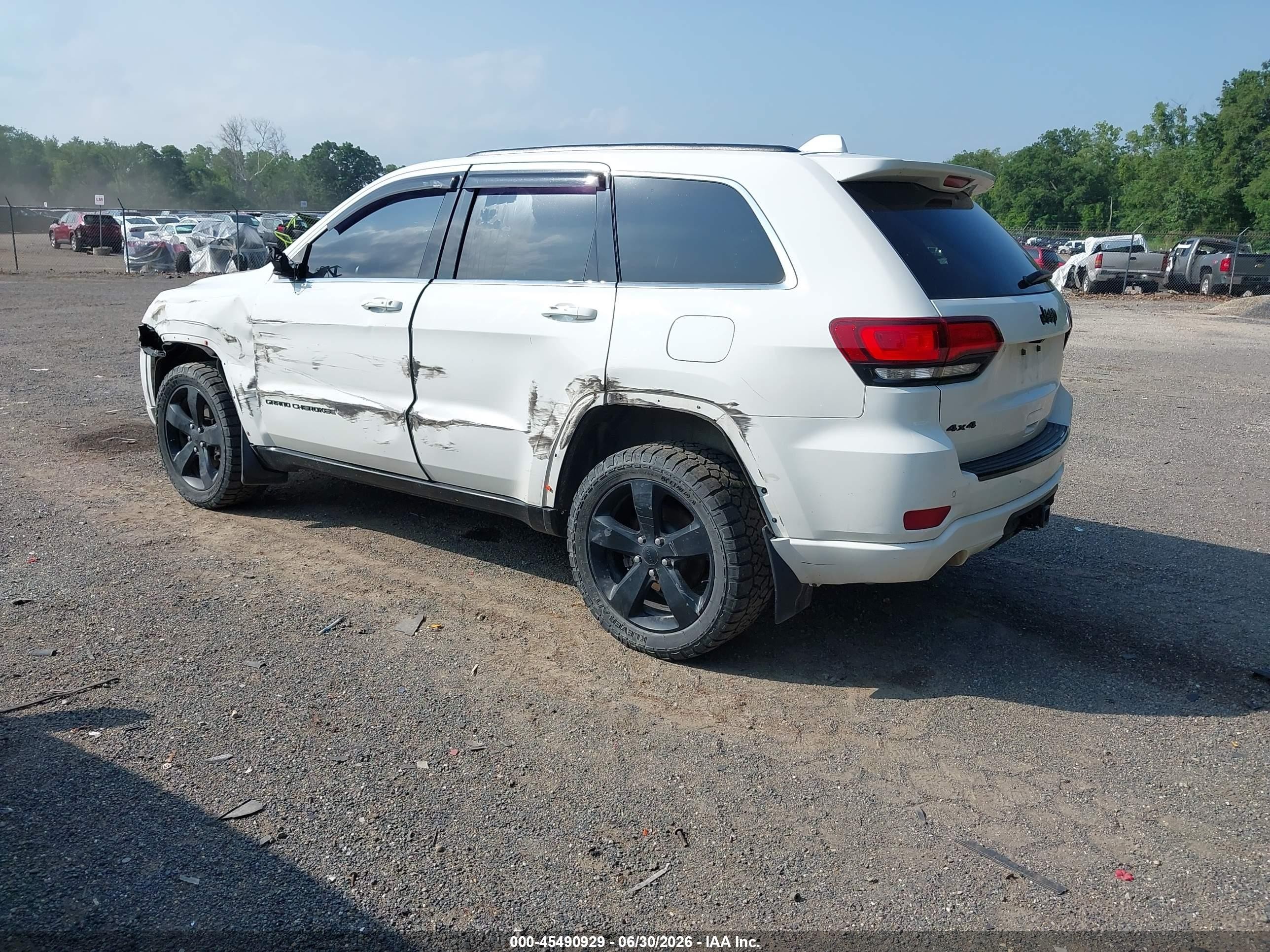 2015 Jeep Grand Cherokee Altitude White vin: 1C4RJFAG4FC150137