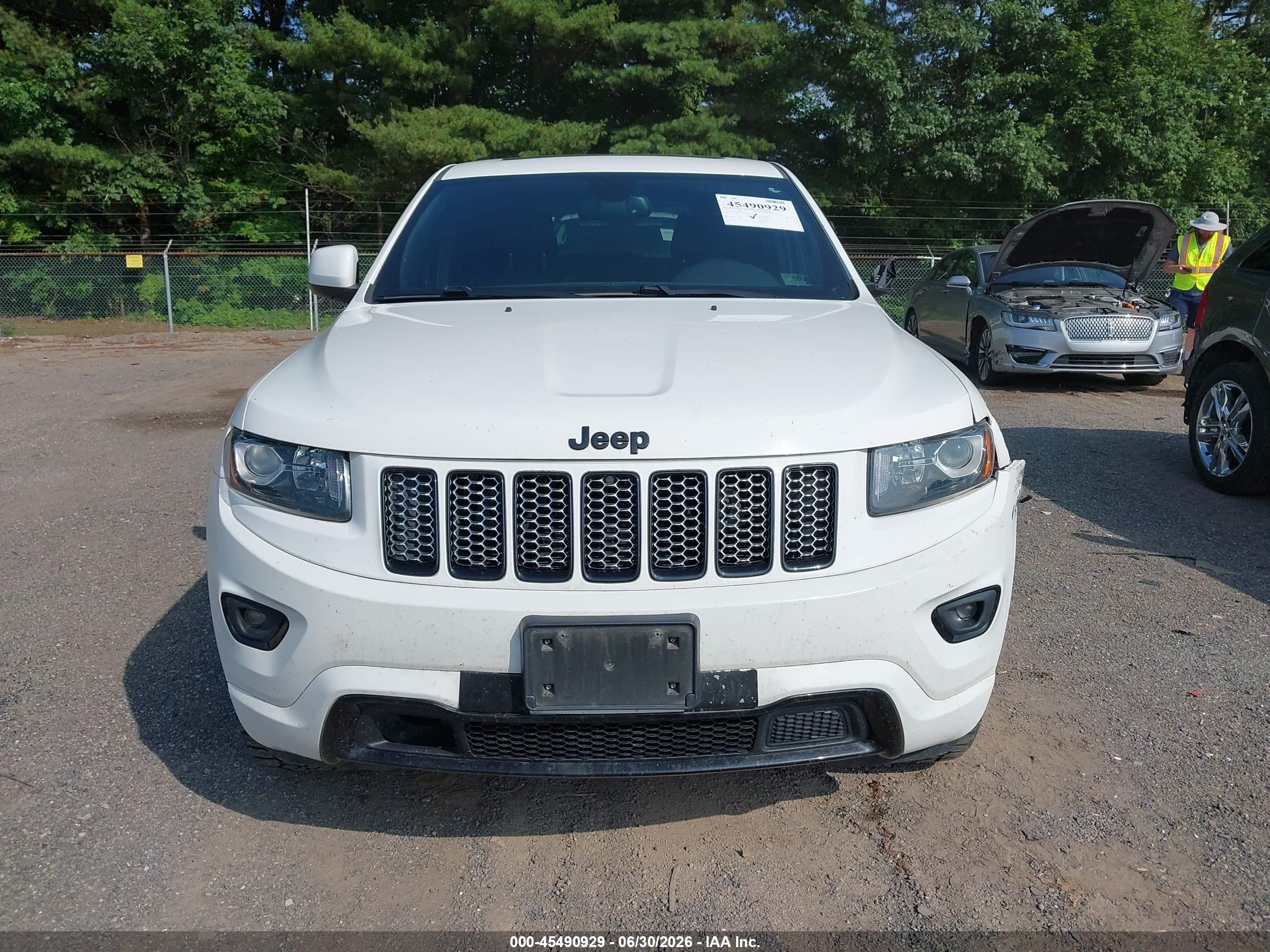 2015 Jeep Grand Cherokee Altitude White vin: 1C4RJFAG4FC150137