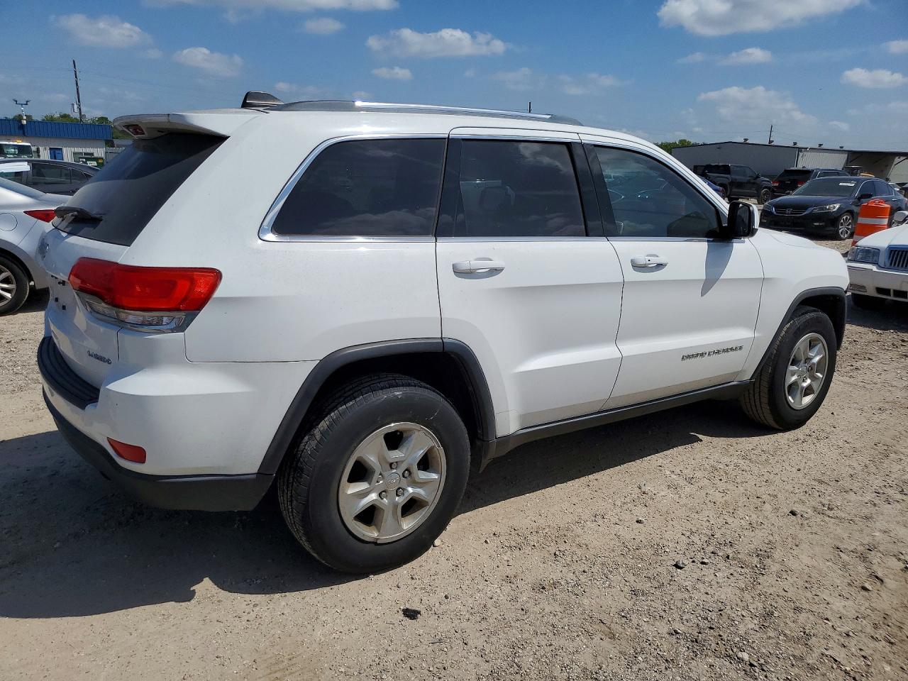 2015 Jeep Grand Cherokee Laredo White vin: 1C4RJFAG4FC171022