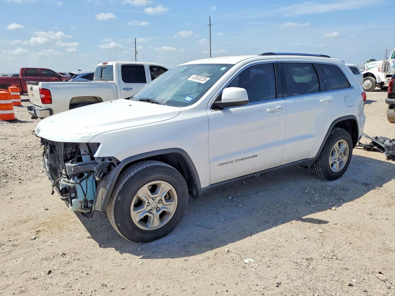 2015 Jeep Grand Cherokee Laredo White vin: 1C4RJFAG4FC171022