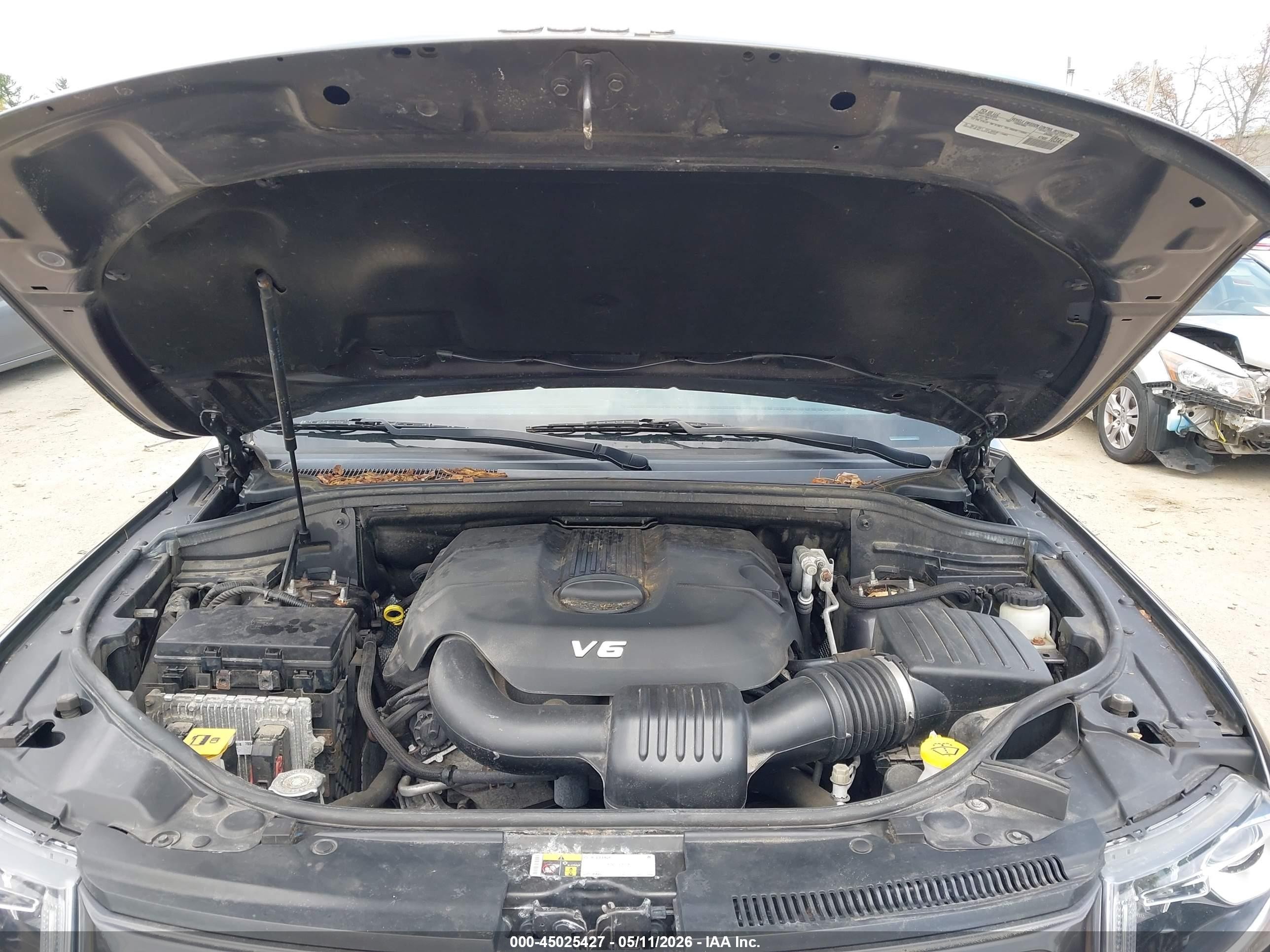 2015 Jeep Grand Cherokee Laredo Серый vin: 1C4RJFAG4FC237276