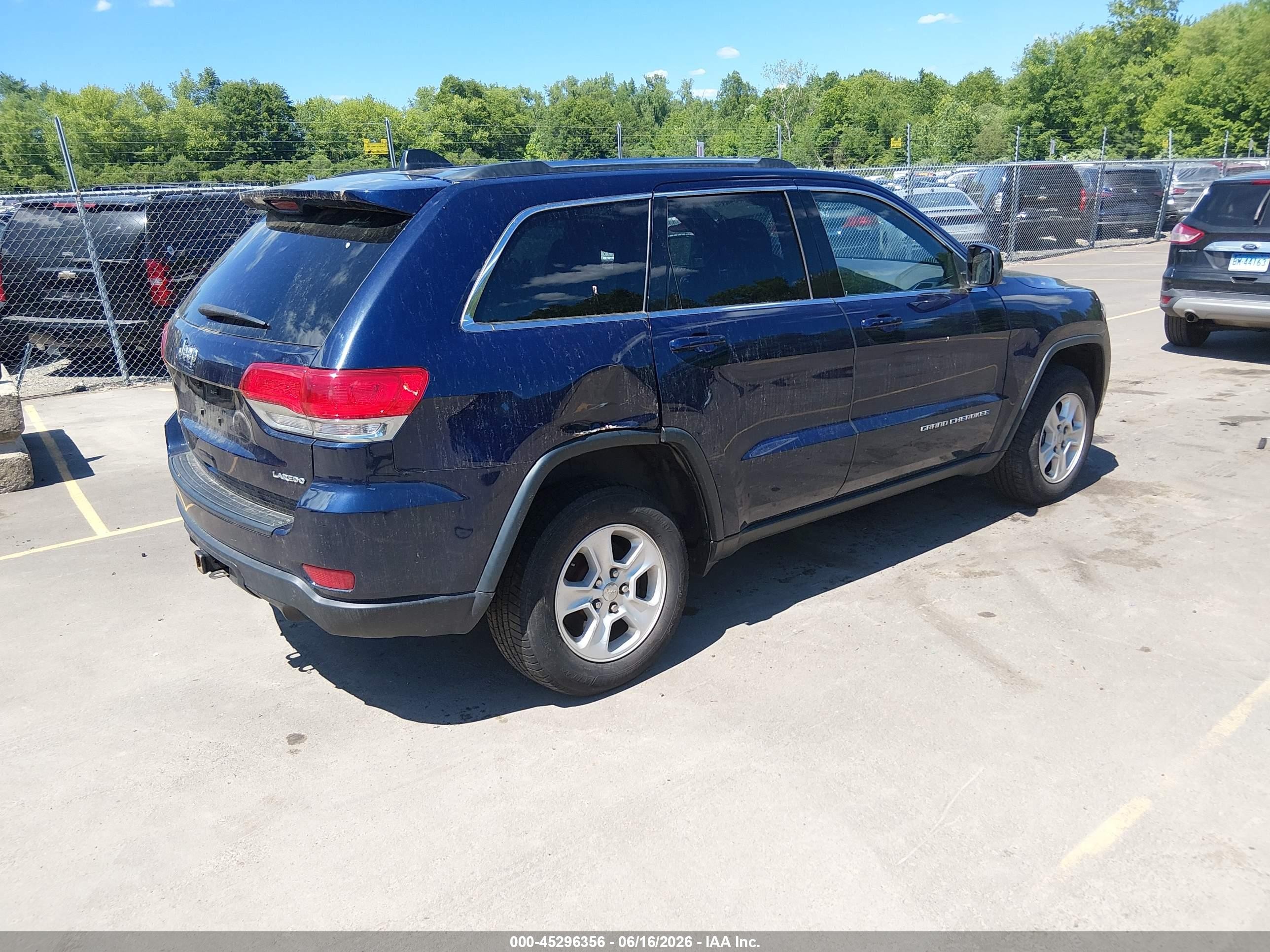 2015 Jeep Grand Cherokee Laredo Blue vin: 1C4RJFAG4FC894692