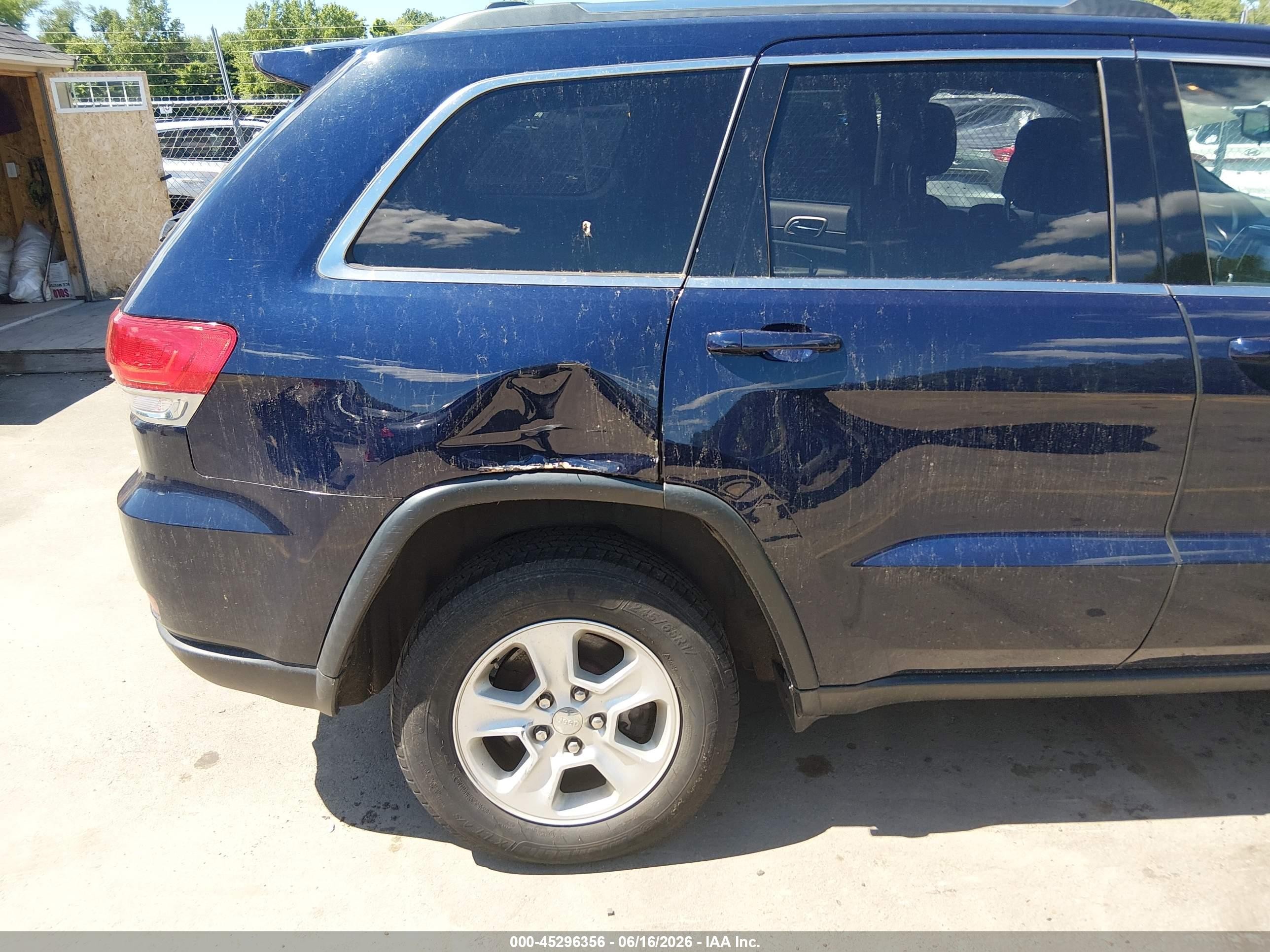 2015 Jeep Grand Cherokee Laredo Blue vin: 1C4RJFAG4FC894692