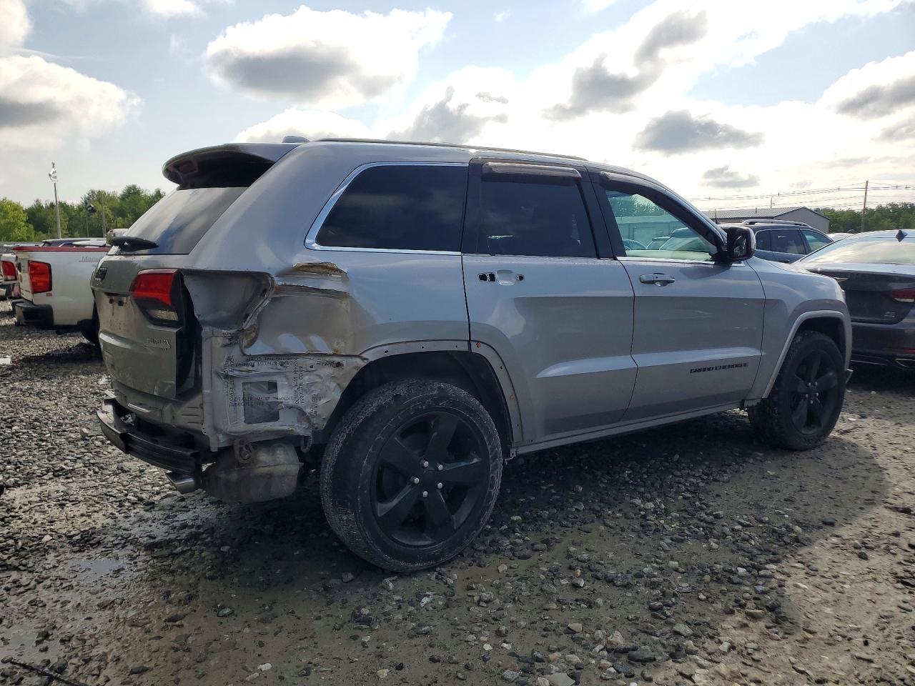2015 Jeep Grand Cherokee Laredo Silver vin: 1C4RJFAG4FC924435