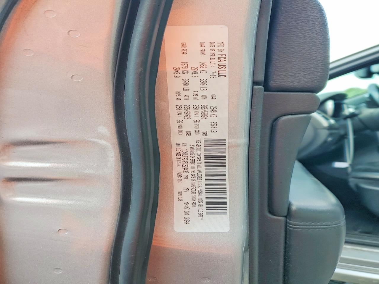 2015 Jeep Grand Cherokee Laredo Silver vin: 1C4RJFAG4FC924435