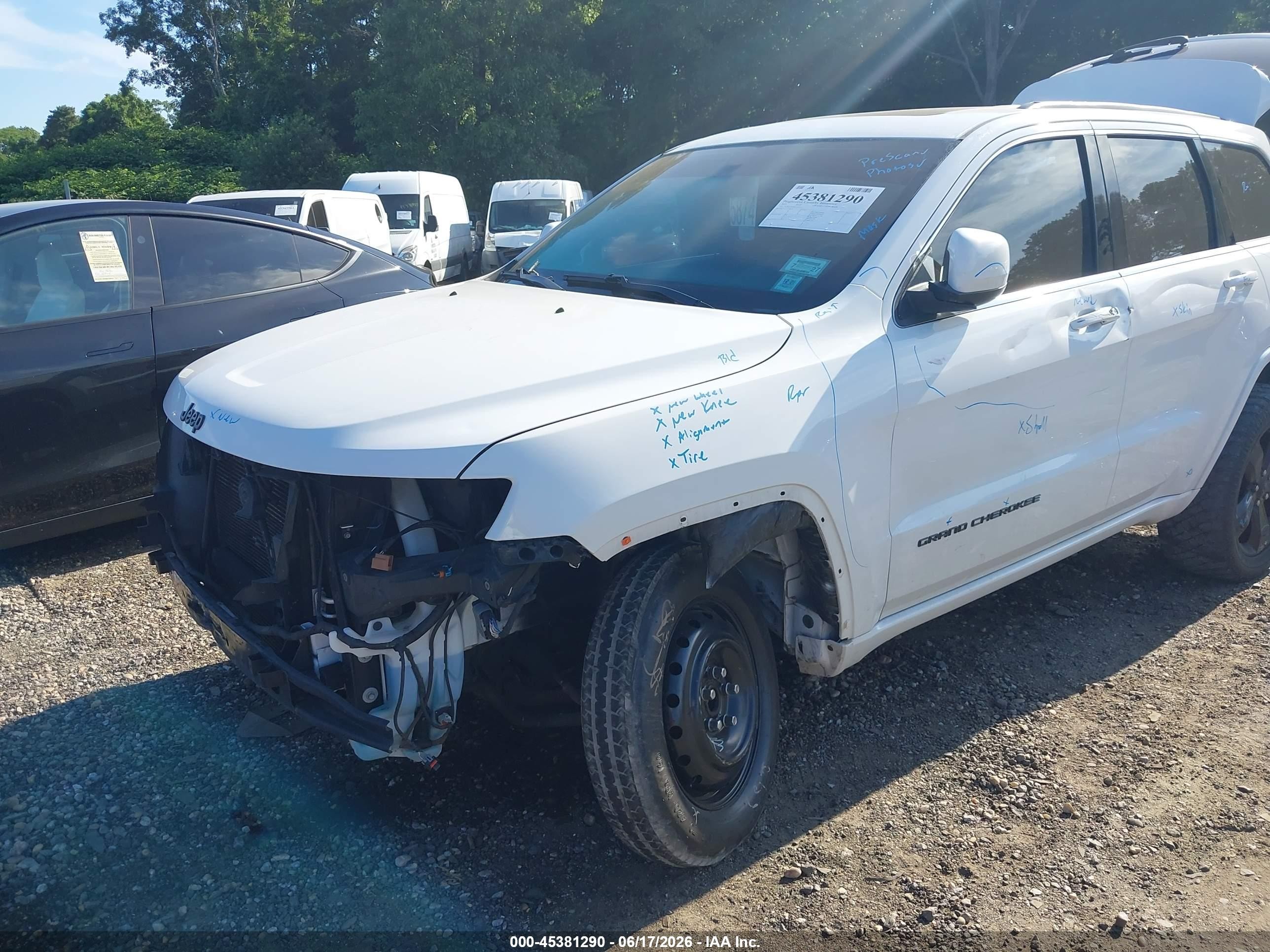 2015 Jeep Grand Cherokee Altitude White vin: 1C4RJFAG4FC950212