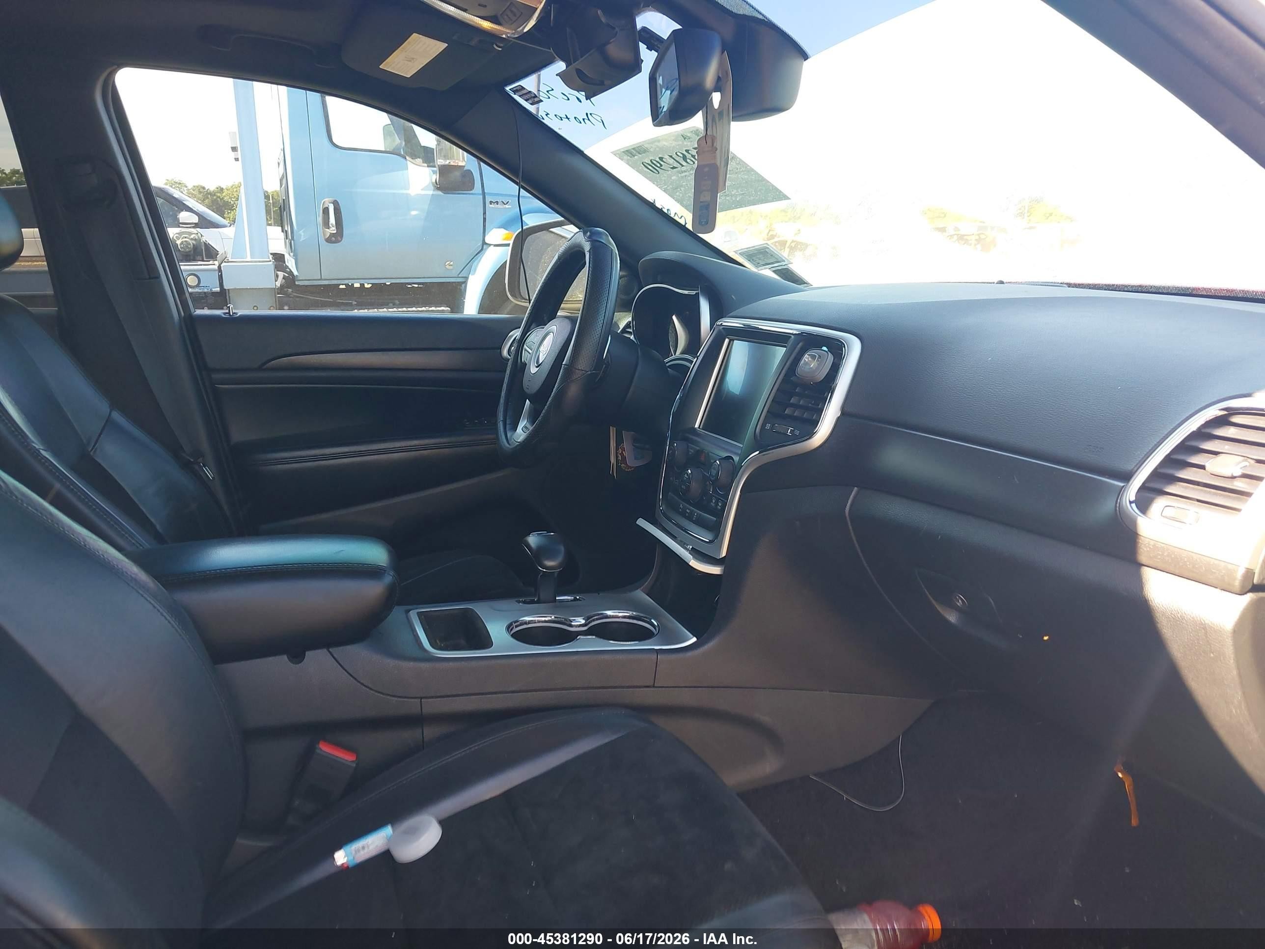 2015 Jeep Grand Cherokee Altitude White vin: 1C4RJFAG4FC950212
