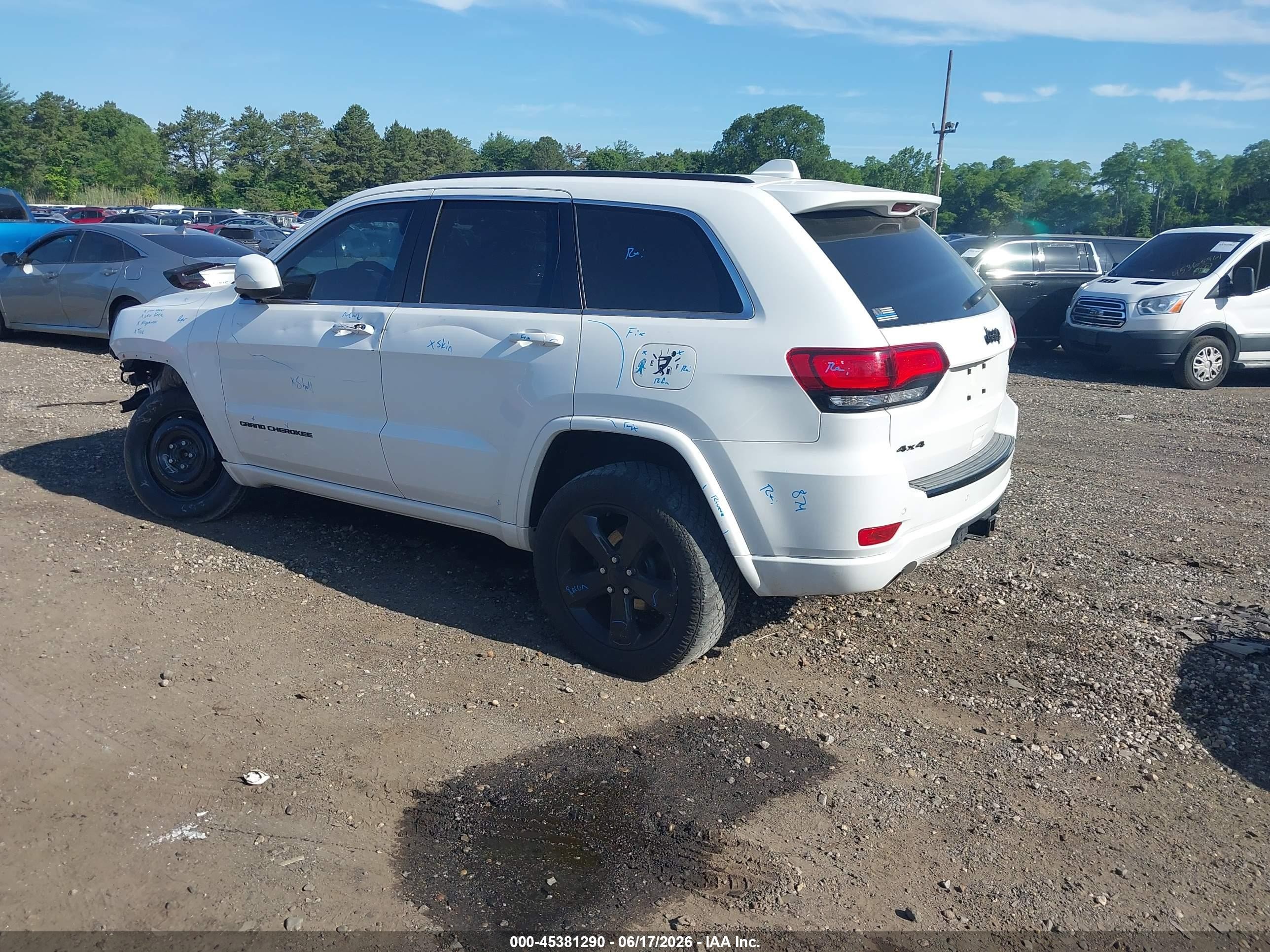 2015 Jeep Grand Cherokee Altitude White vin: 1C4RJFAG4FC950212