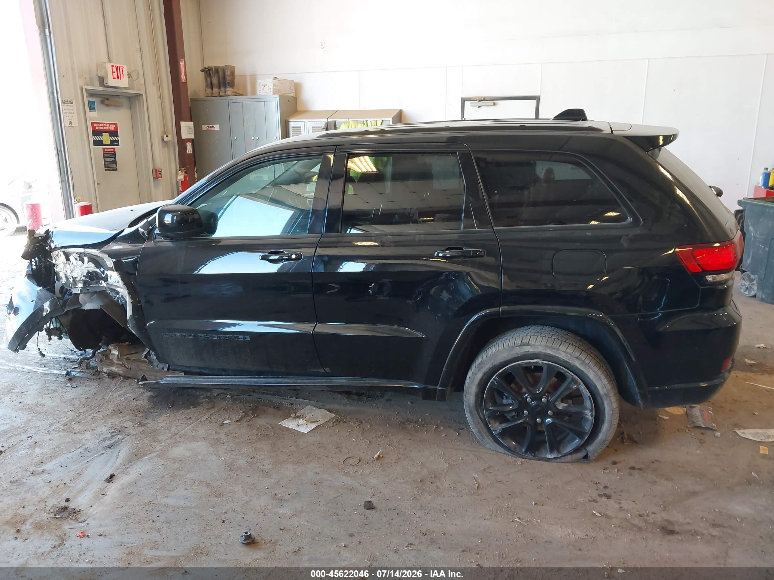 2020 Jeep Grand Cherokee Altitude 4x4 Black vin: 1C4RJFAG4LC273027