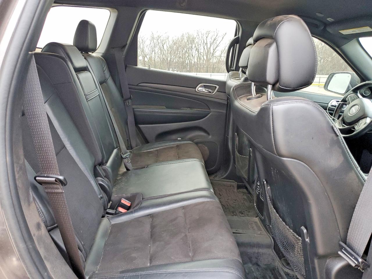 2020 Jeep Grand Cherokee Laredo Gray vin: 1C4RJFAG4LC437098