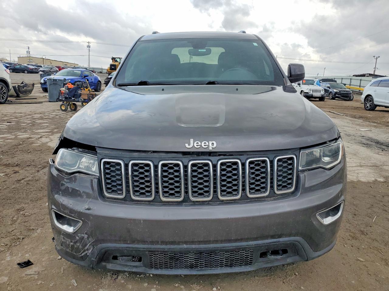 2020 Jeep Grand Cherokee Laredo Gray vin: 1C4RJFAG4LC437098