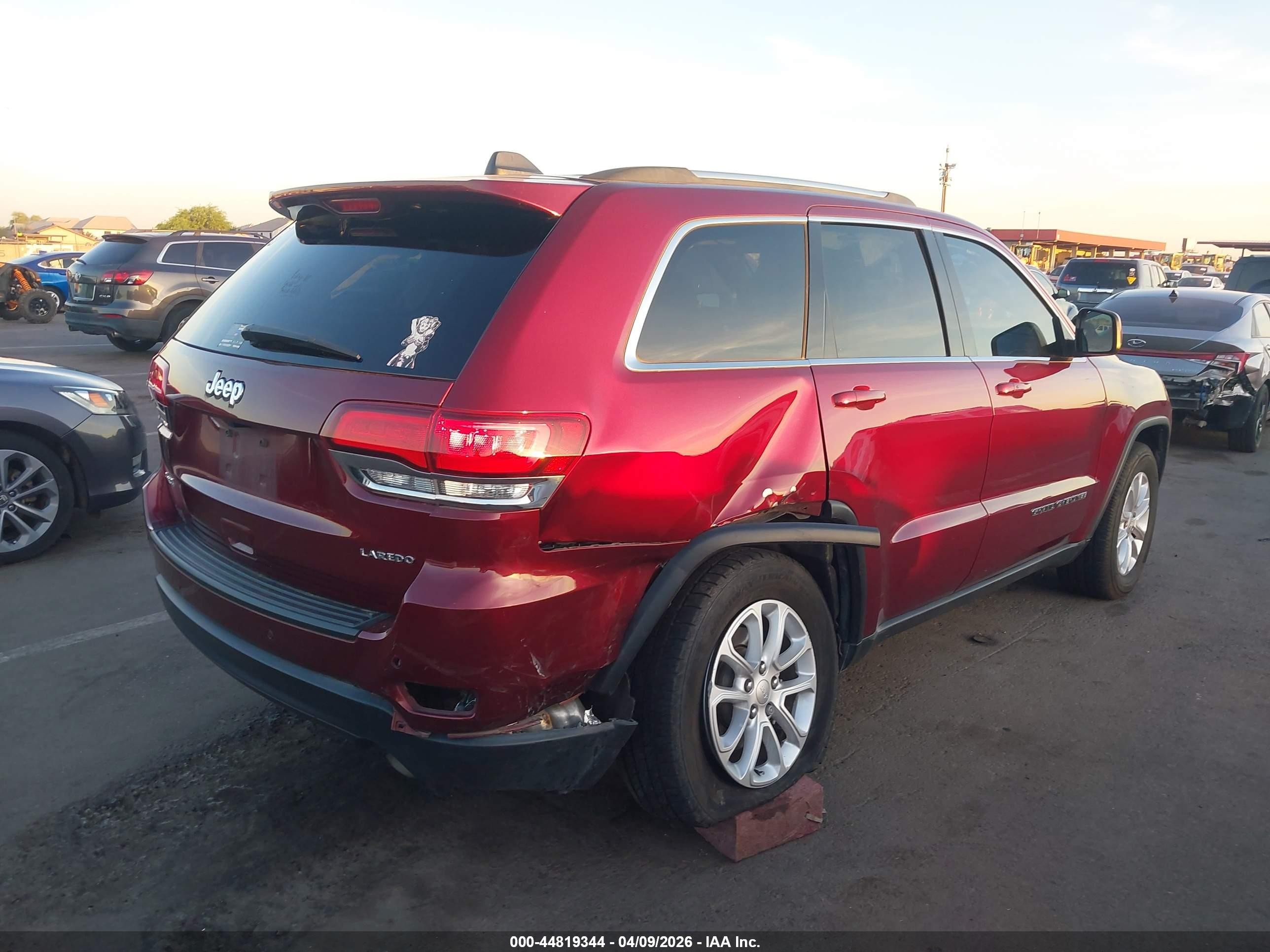 2021 Jeep Grand Cherokee Laredo X 4x4 Red vin: 1C4RJFAG4MC829421