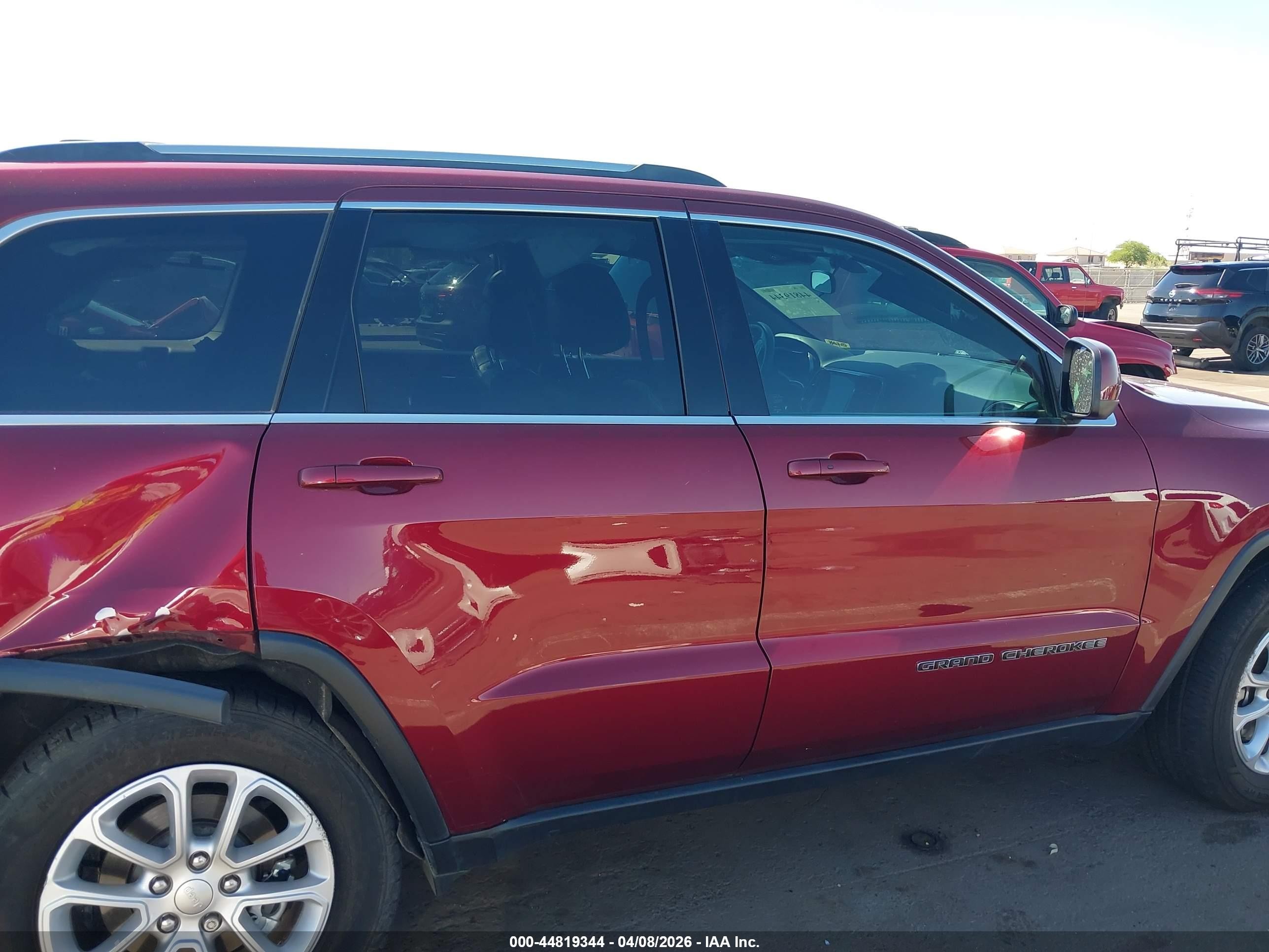 2021 Jeep Grand Cherokee Laredo X 4x4 Red vin: 1C4RJFAG4MC829421