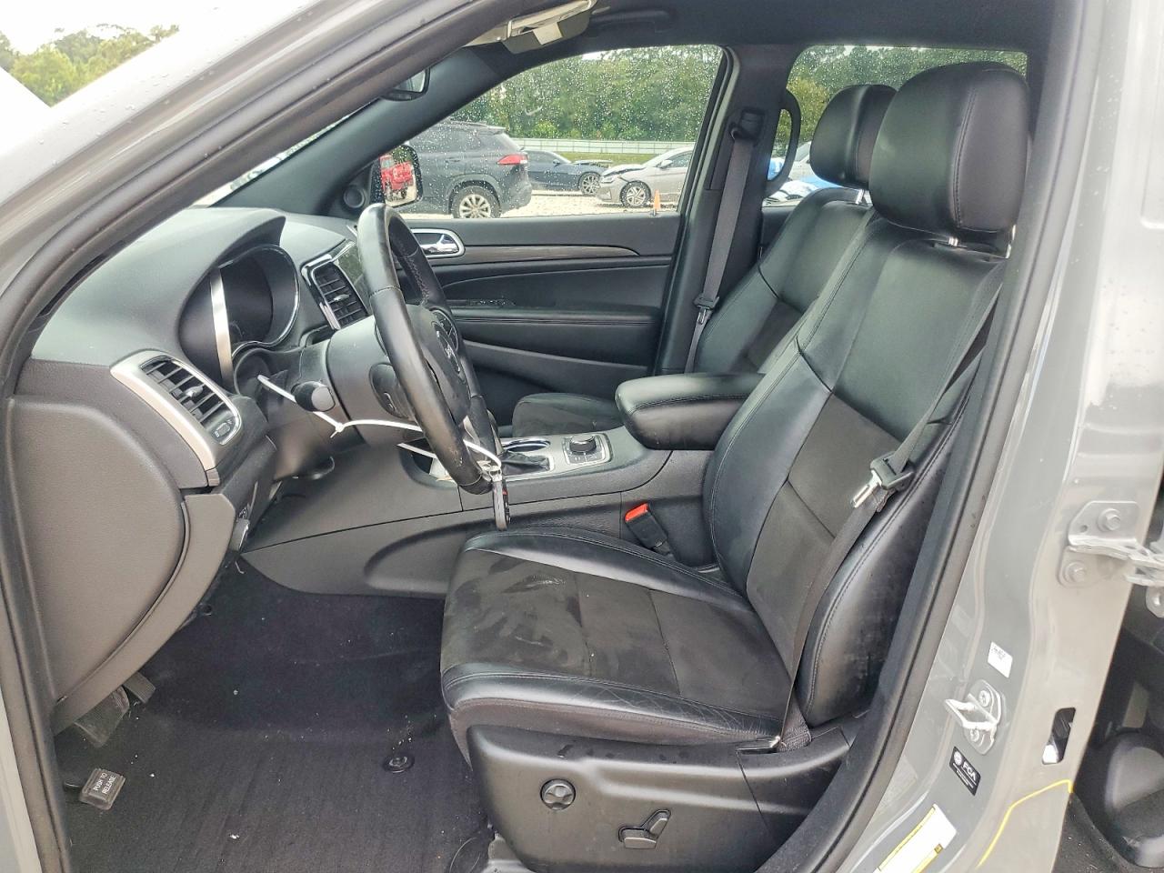 2022 Jeep Grand Cherokee Laredo E Gray vin: 1C4RJFAG4NC146720