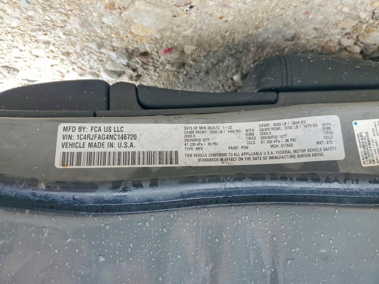 2022 Jeep Grand Cherokee Laredo E Gray vin: 1C4RJFAG4NC146720