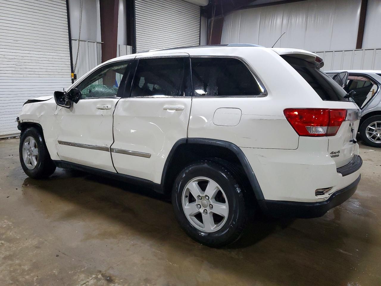 2012 Jeep Grand Cherokee Laredo White vin: 1C4RJFAG5CC128756