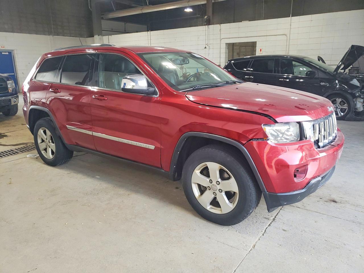2012 Jeep Grand Cherokee Laredo Red vin: 1C4RJFAG5CC139692
