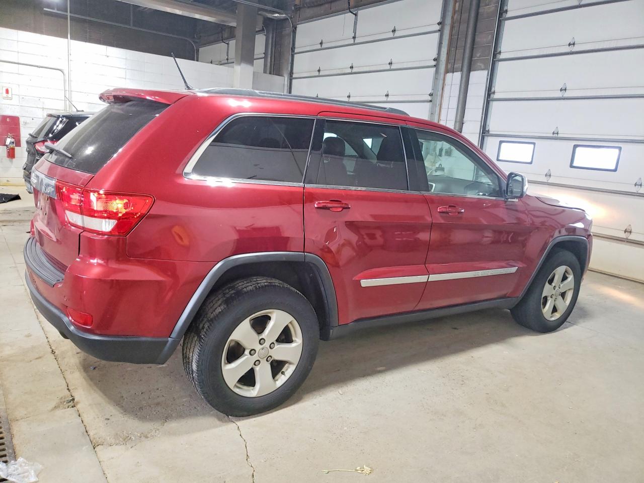 2012 Jeep Grand Cherokee Laredo Red vin: 1C4RJFAG5CC139692