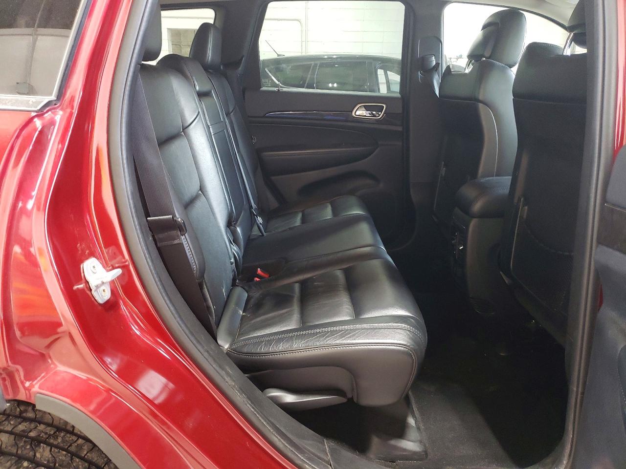 2012 Jeep Grand Cherokee Laredo Red vin: 1C4RJFAG5CC139692