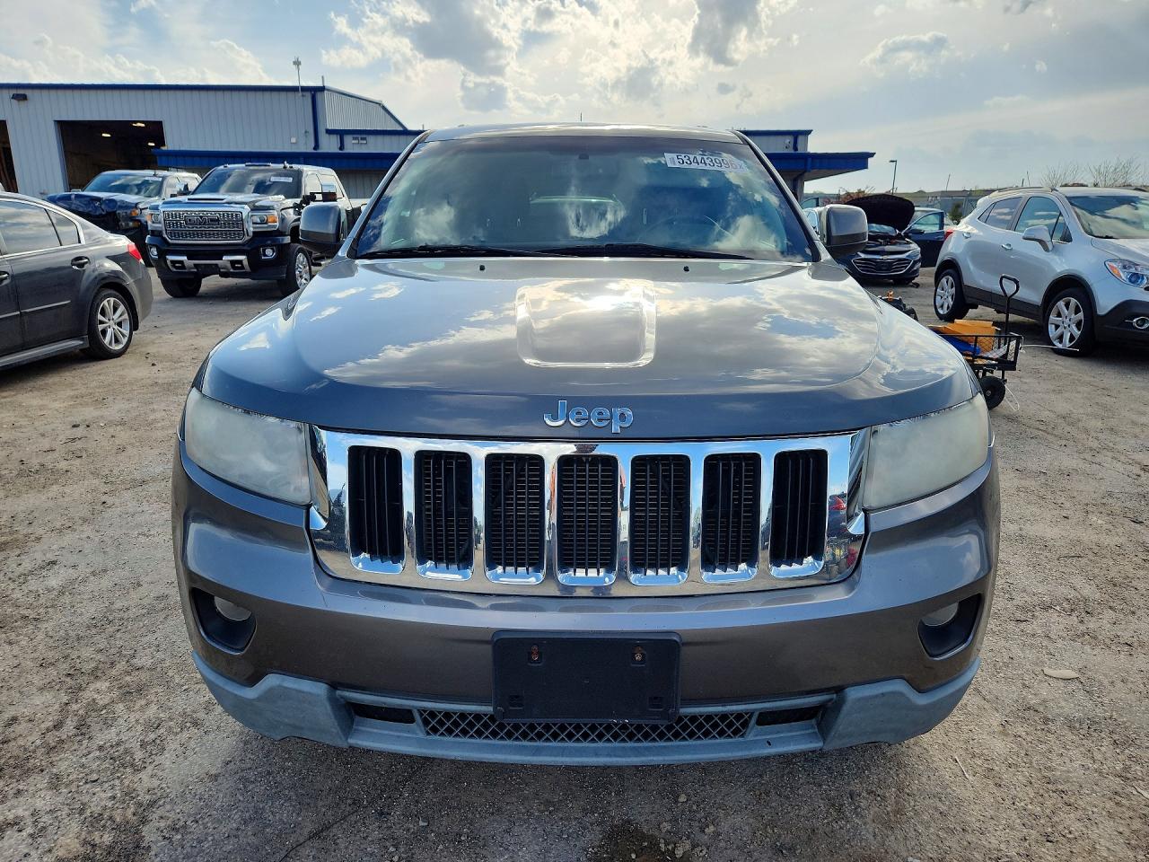 2012 Jeep Grand Cherokee Laredo Серый vin: 1C4RJFAG5CC166228