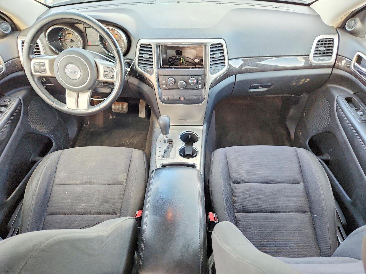 2012 Jeep Grand Cherokee Laredo Серый vin: 1C4RJFAG5CC166228