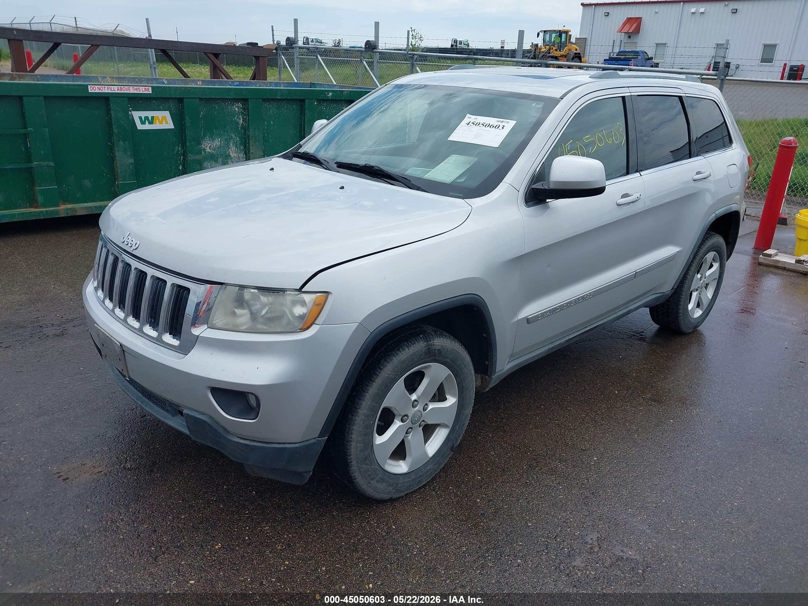 2012 Jeep Grand Cherokee Laredo Silver vin: 1C4RJFAG5CC183658