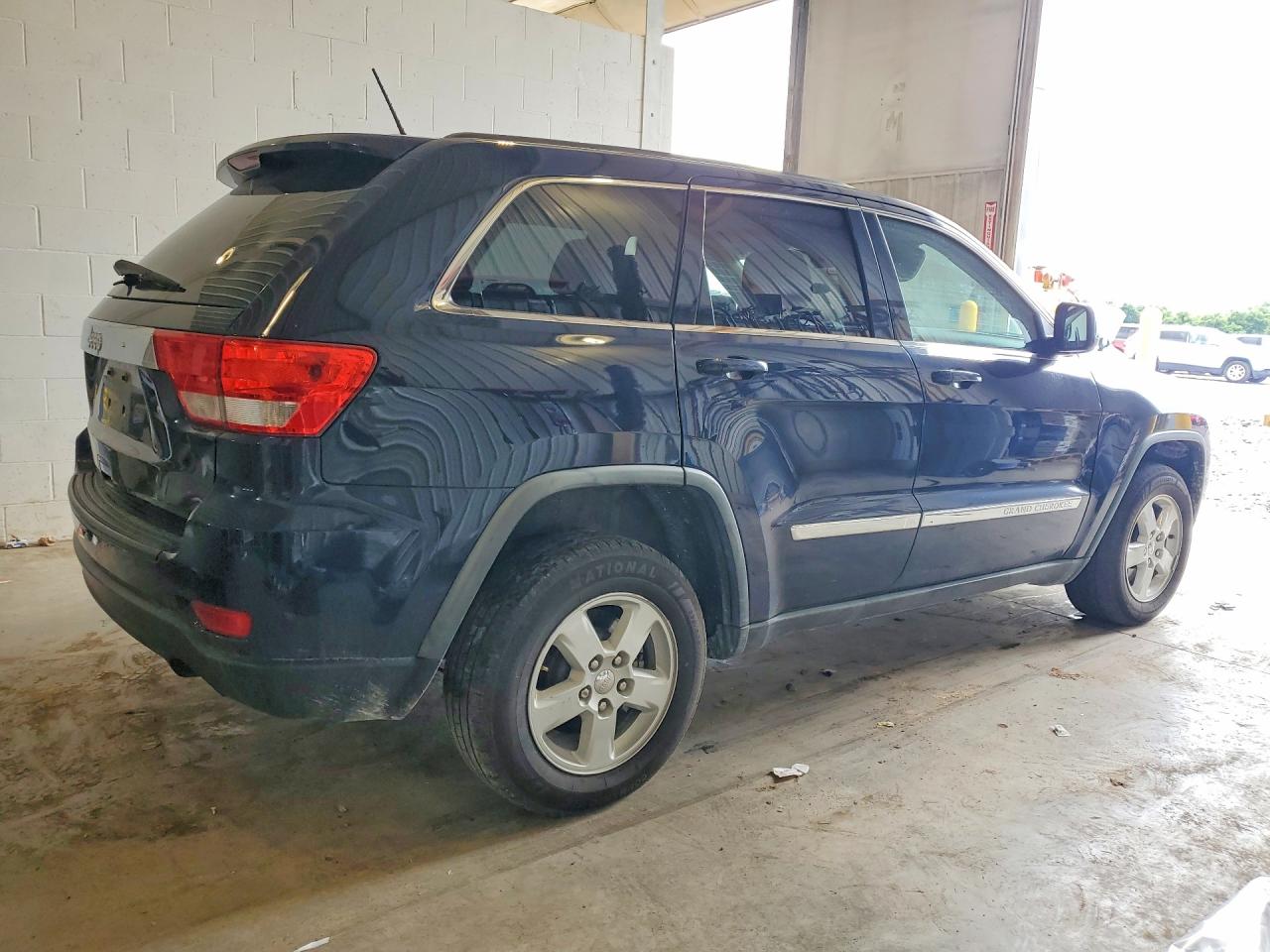 2012 Jeep Grand Cherokee Laredo Синий vin: 1C4RJFAG5CC184731
