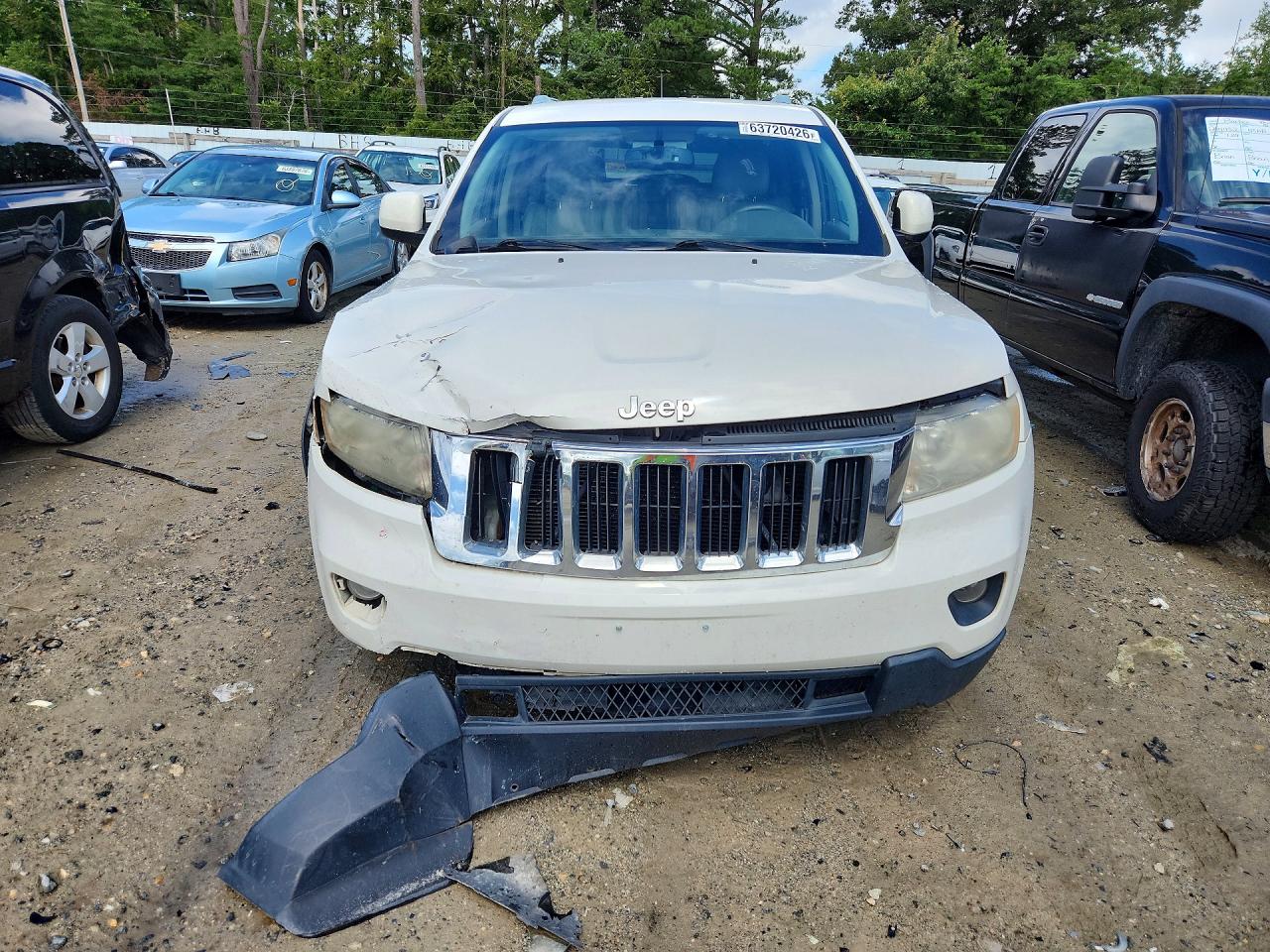 2012 Jeep Grand Cherokee Laredo White vin: 1C4RJFAG5CC189993