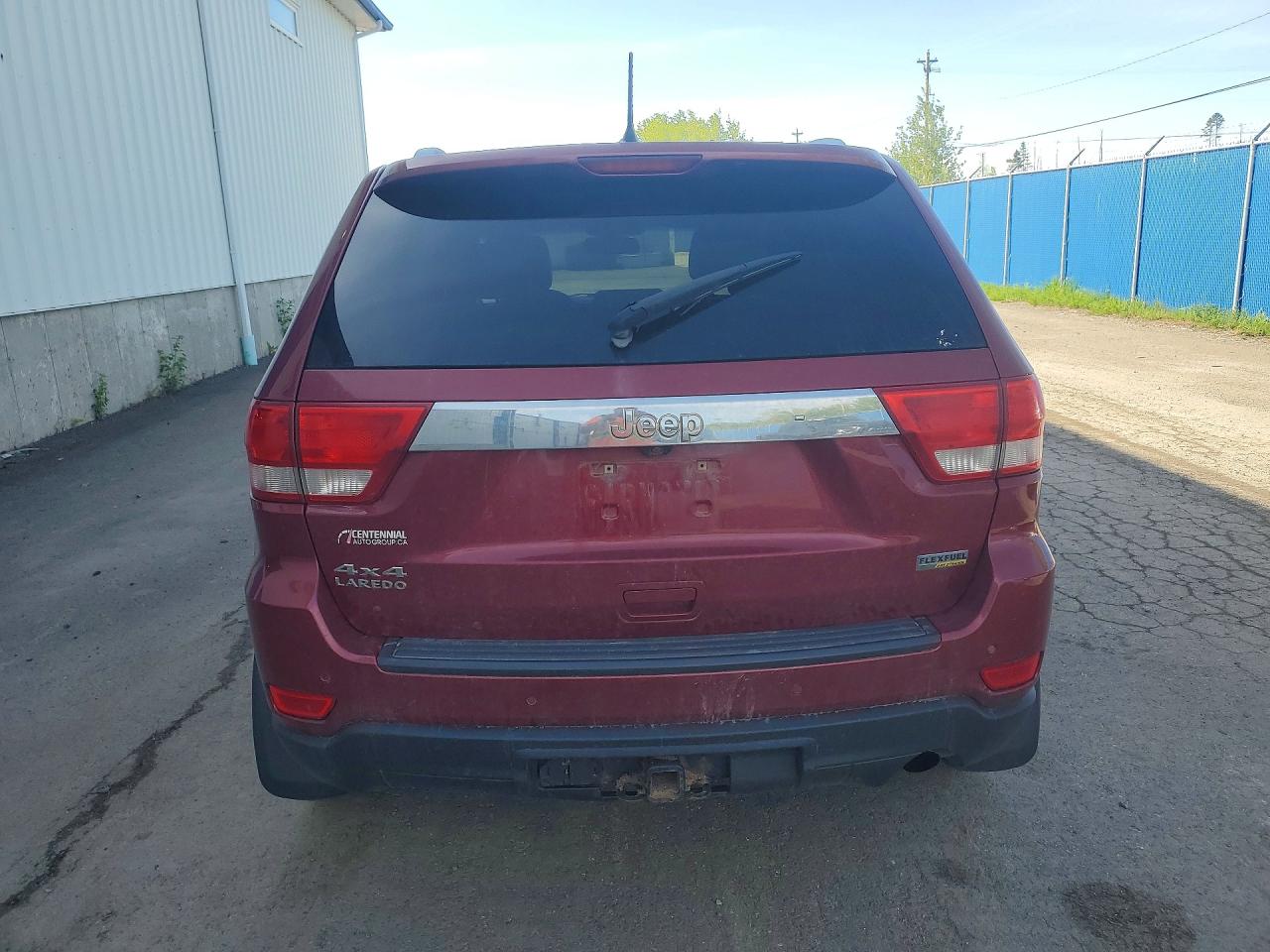 2012 Jeep Grand Cherokee Laredo Red vin: 1C4RJFAG5CC197723