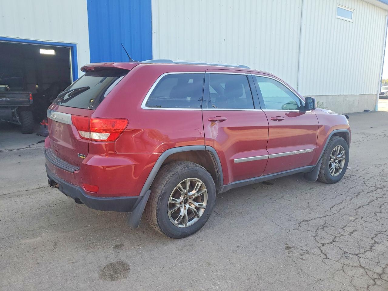 2012 Jeep Grand Cherokee Laredo Red vin: 1C4RJFAG5CC197723