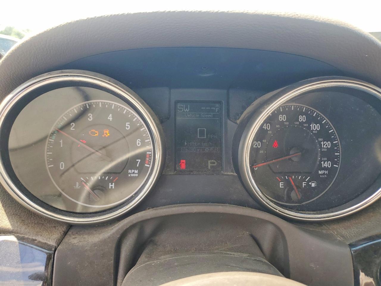 2012 Jeep Grand Cherokee Laredo Silver vin: 1C4RJFAG5CC202922