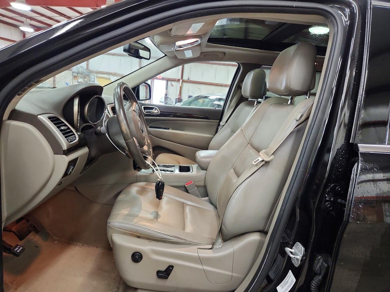 2012 Jeep Grand Cherokee Laredo Black vin: 1C4RJFAG5CC220580