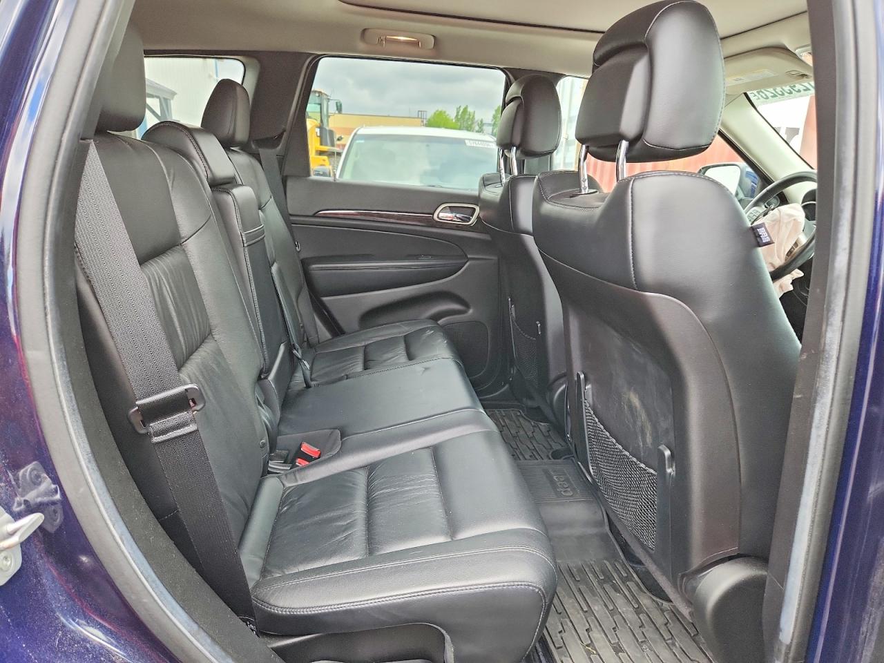 2012 Jeep Grand Cherokee Laredo Blue vin: 1C4RJFAG5CC241641