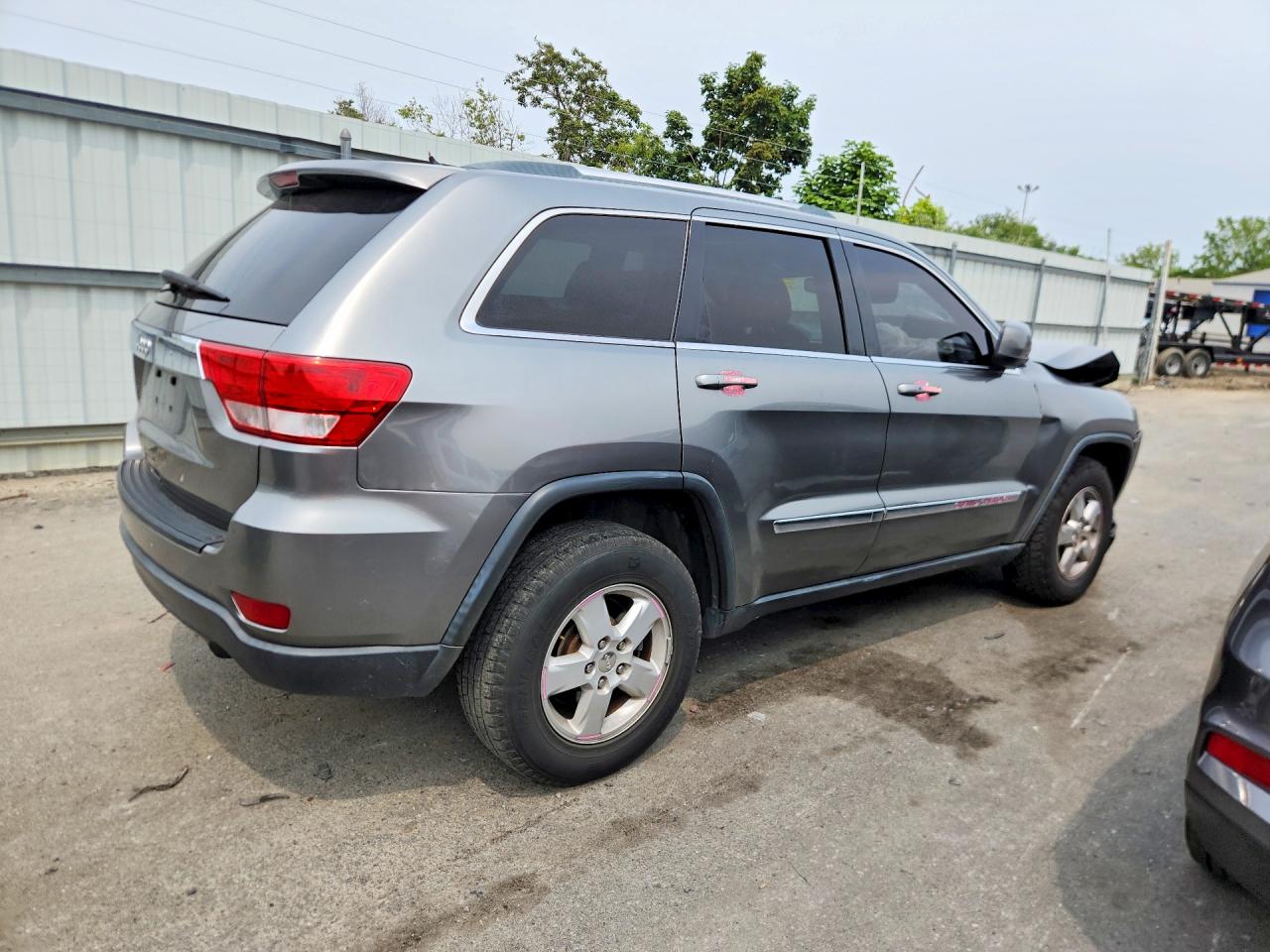 2012 Jeep Grand Cherokee Laredo Gray vin: 1C4RJFAG5CC277099