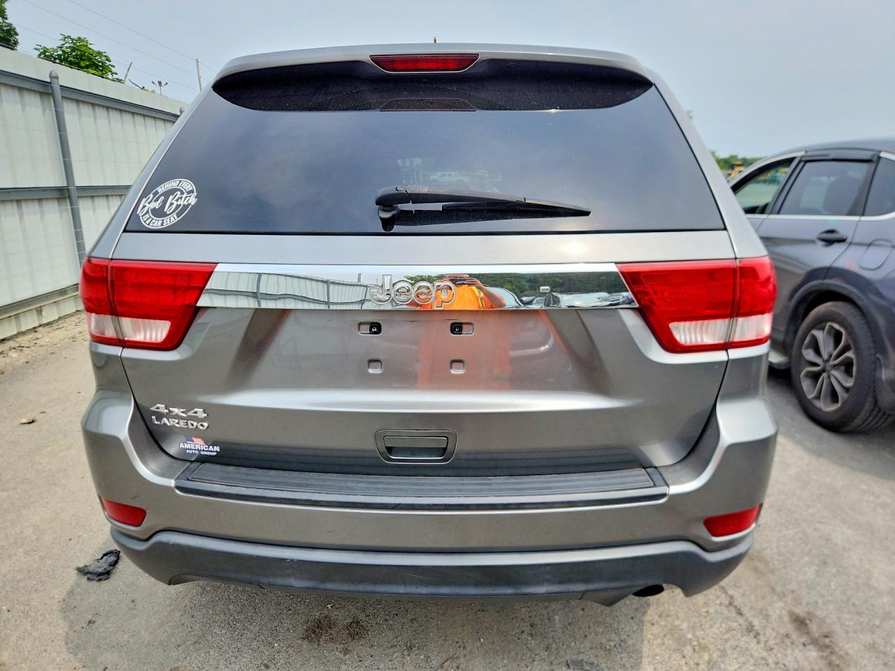2012 Jeep Grand Cherokee Laredo Gray vin: 1C4RJFAG5CC277099