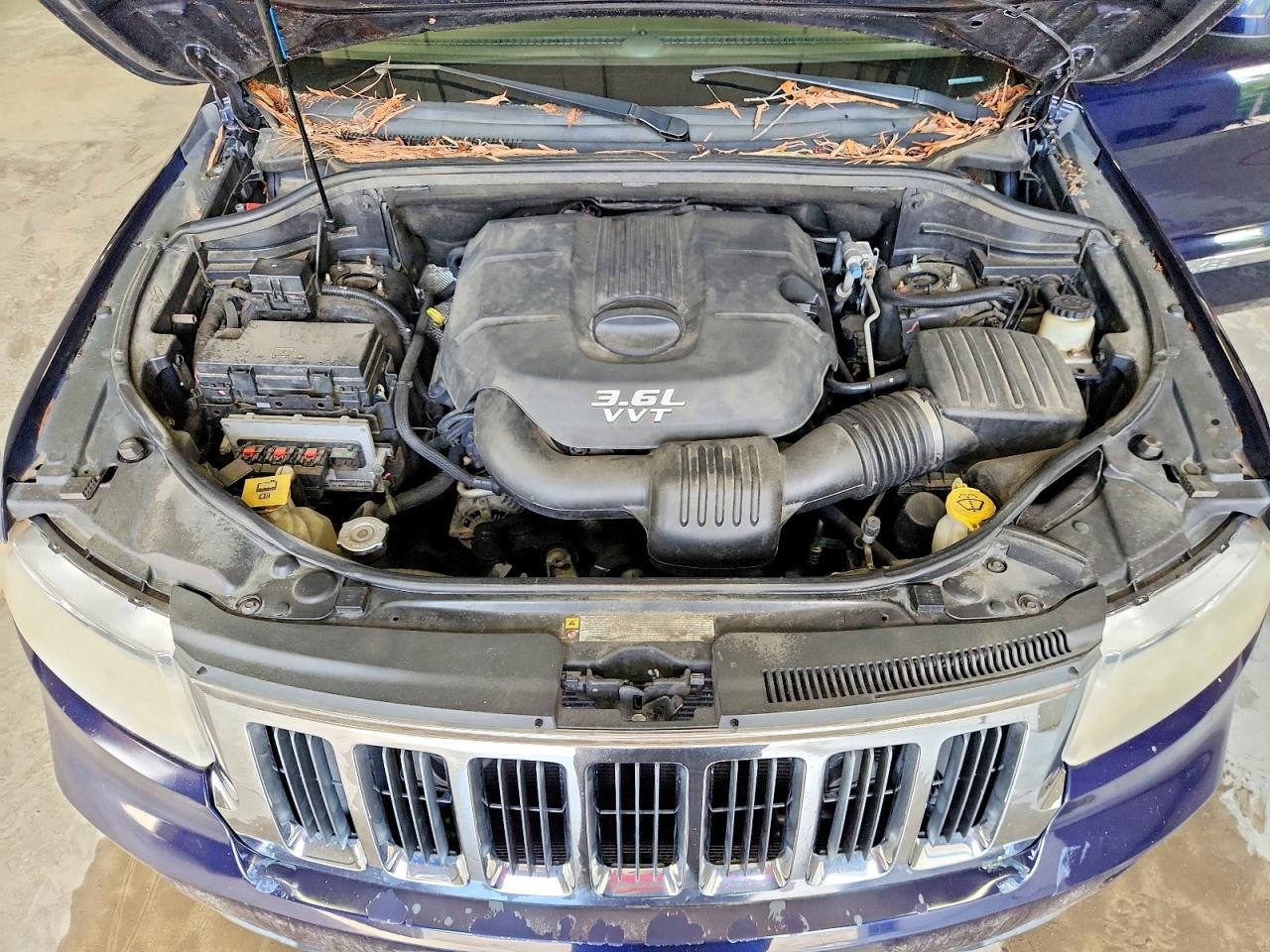 2012 Jeep Grand Cherokee Laredo Blue vin: 1C4RJFAG5CC285428