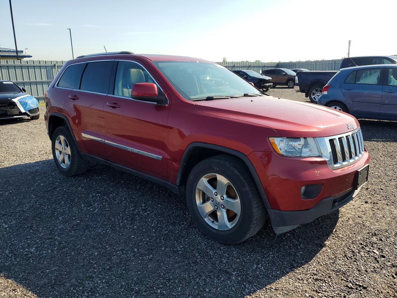 2012 Jeep Grand Cherokee Laredo Red vin: 1C4RJFAG5CC292055
