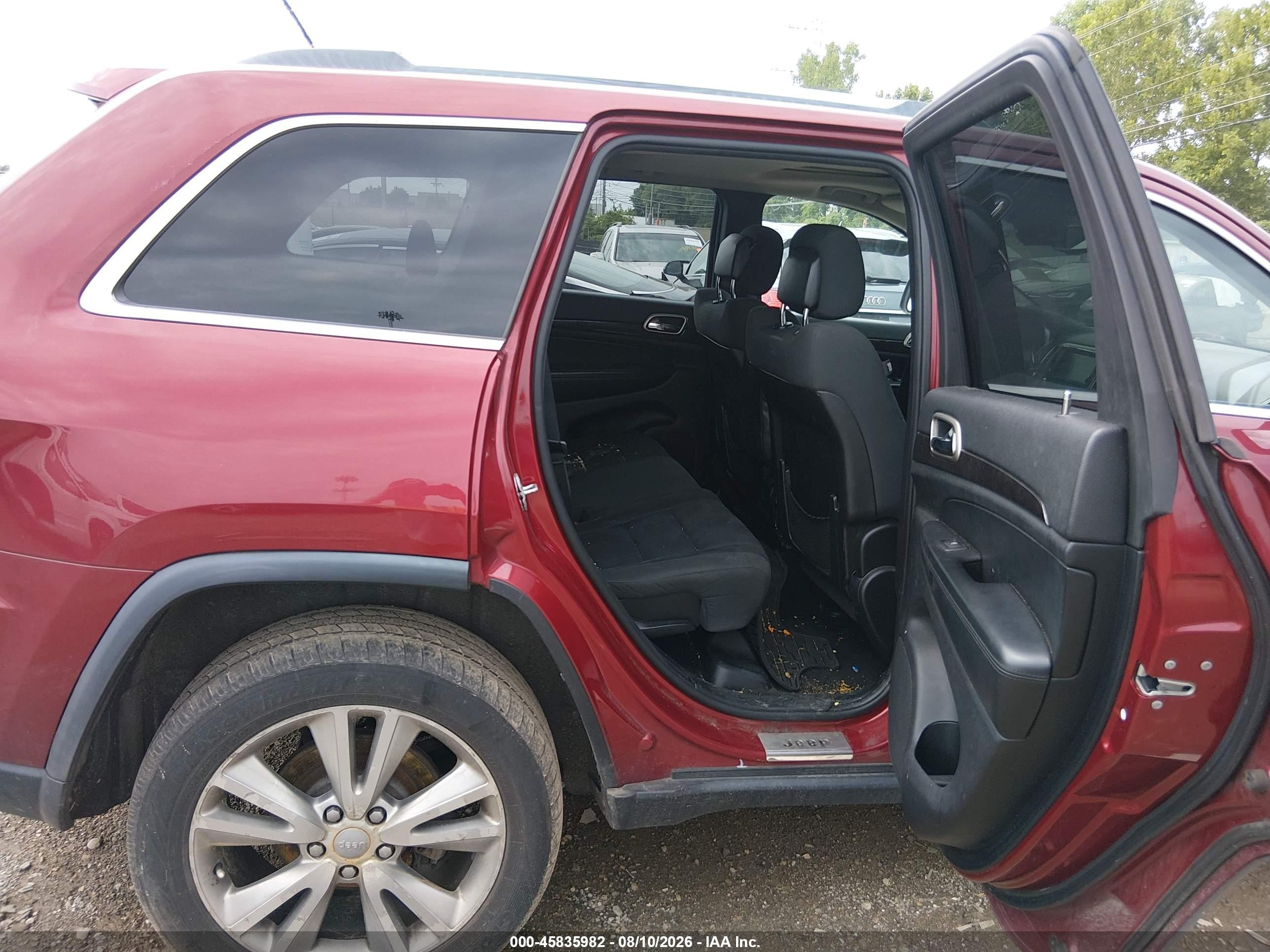 2012 Jeep Grand Cherokee Laredo Red vin: 1C4RJFAG5CC294100