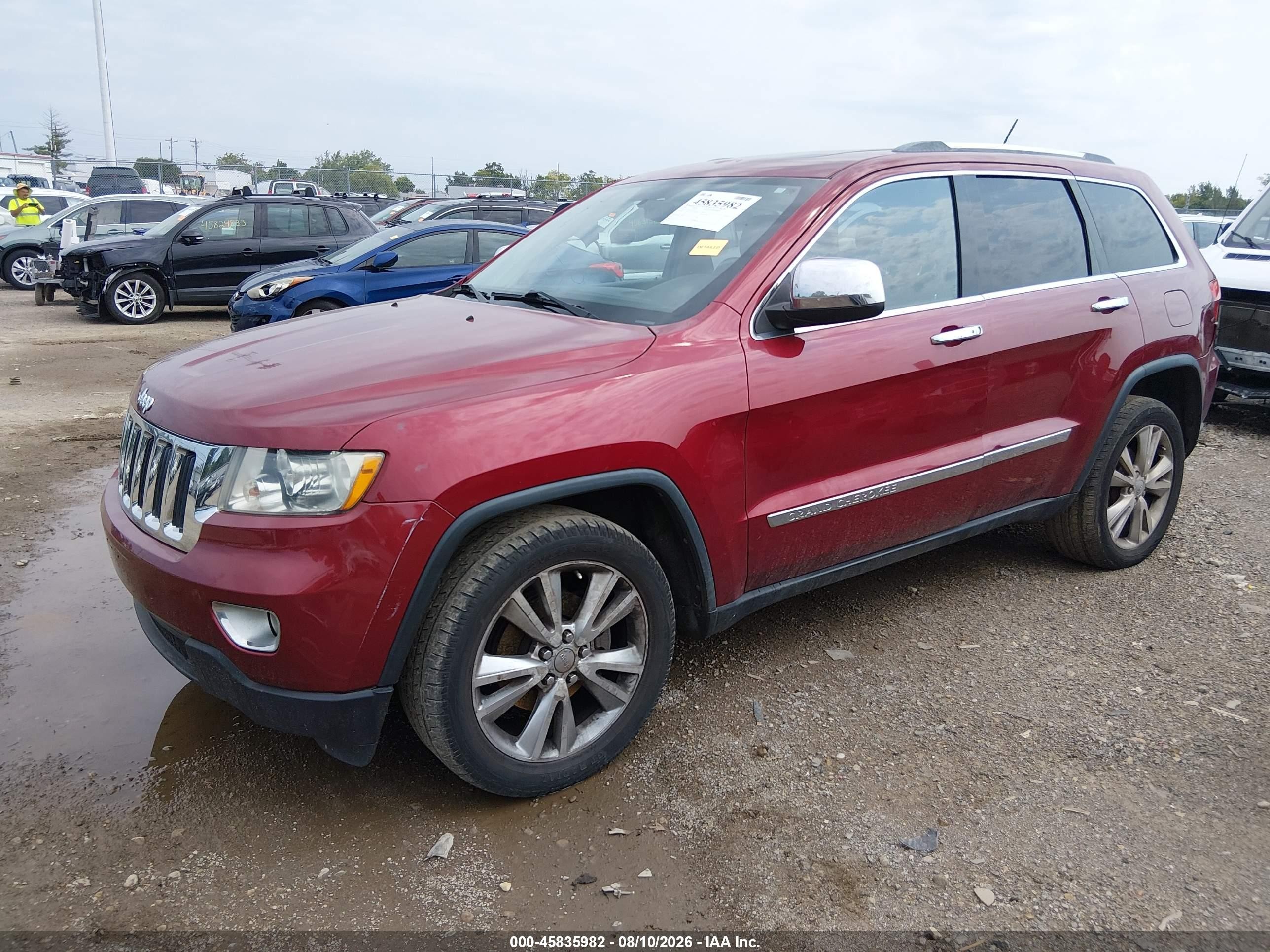 2012 Jeep Grand Cherokee Laredo Red vin: 1C4RJFAG5CC294100