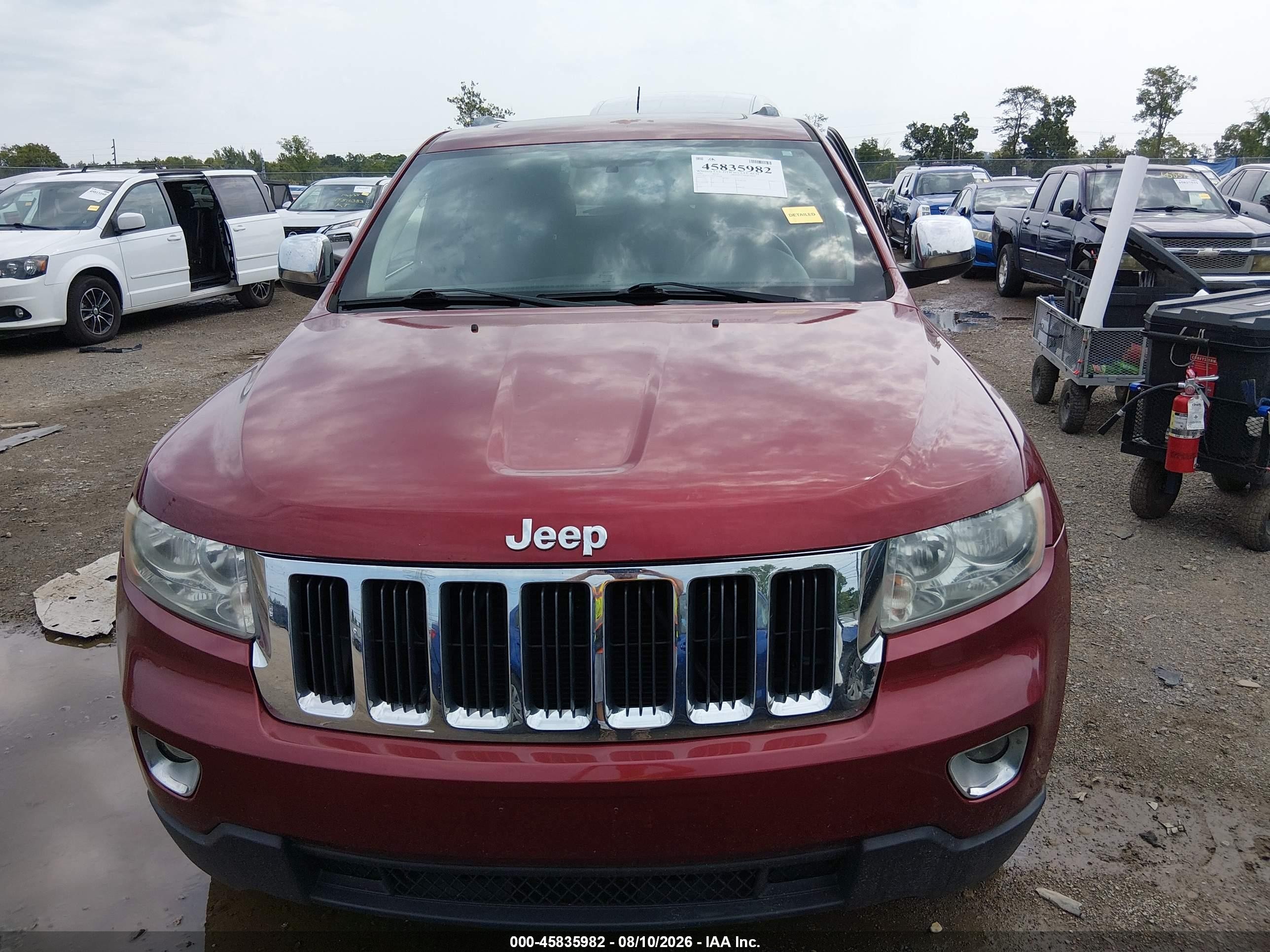 2012 Jeep Grand Cherokee Laredo Red vin: 1C4RJFAG5CC294100