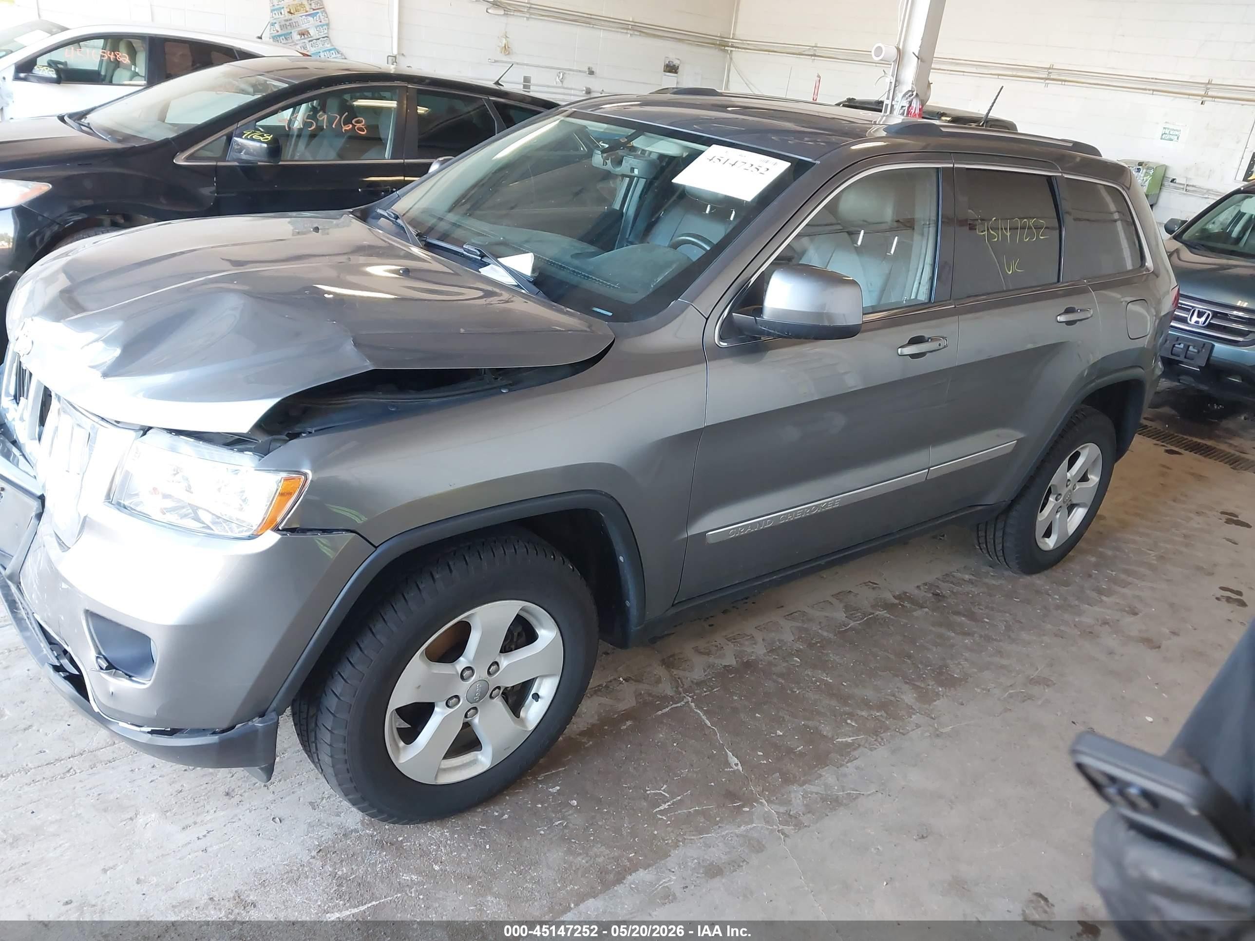2012 Jeep Grand Cherokee Laredo Gray vin: 1C4RJFAG5CC345367