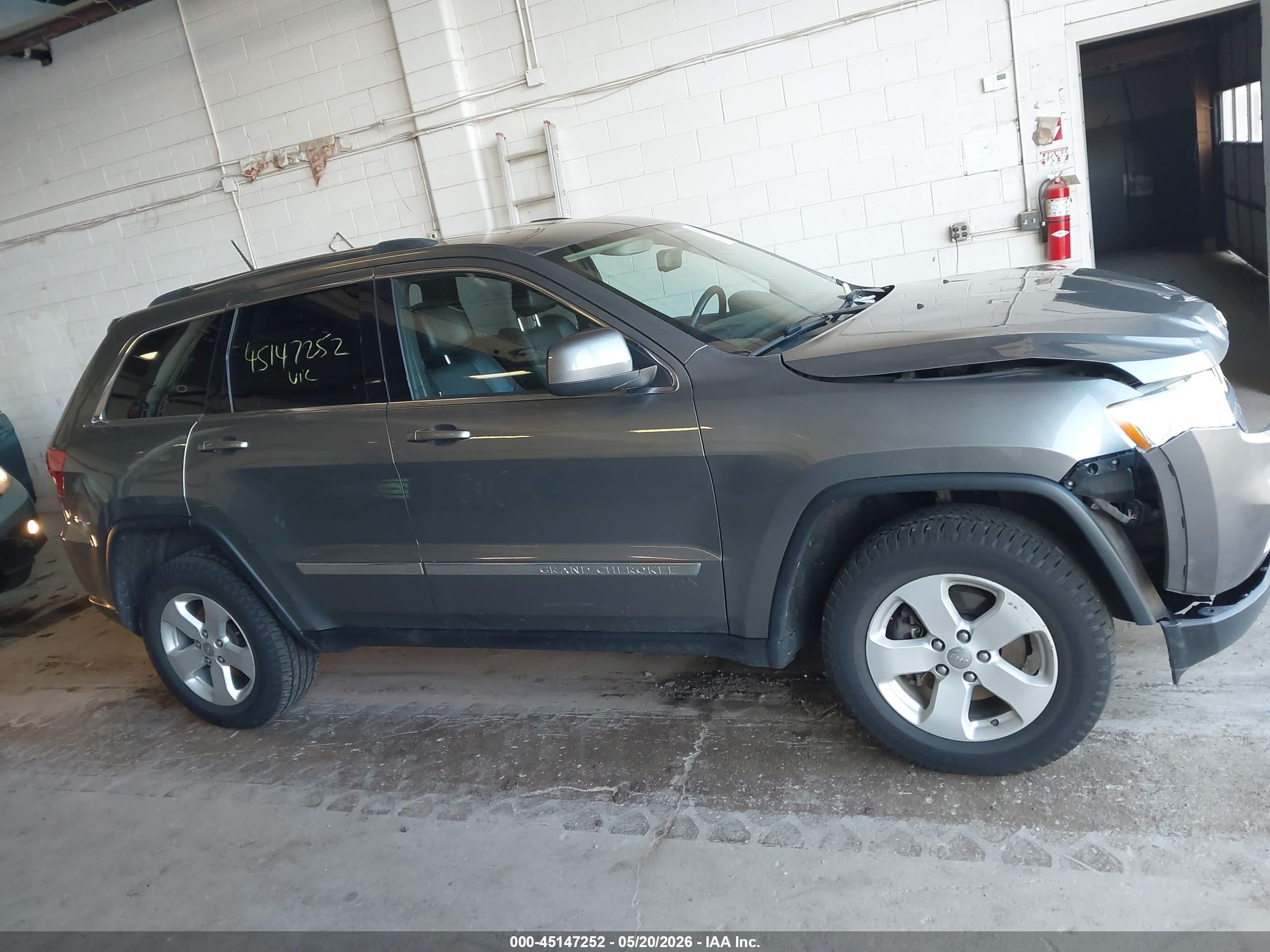2012 Jeep Grand Cherokee Laredo Gray vin: 1C4RJFAG5CC345367